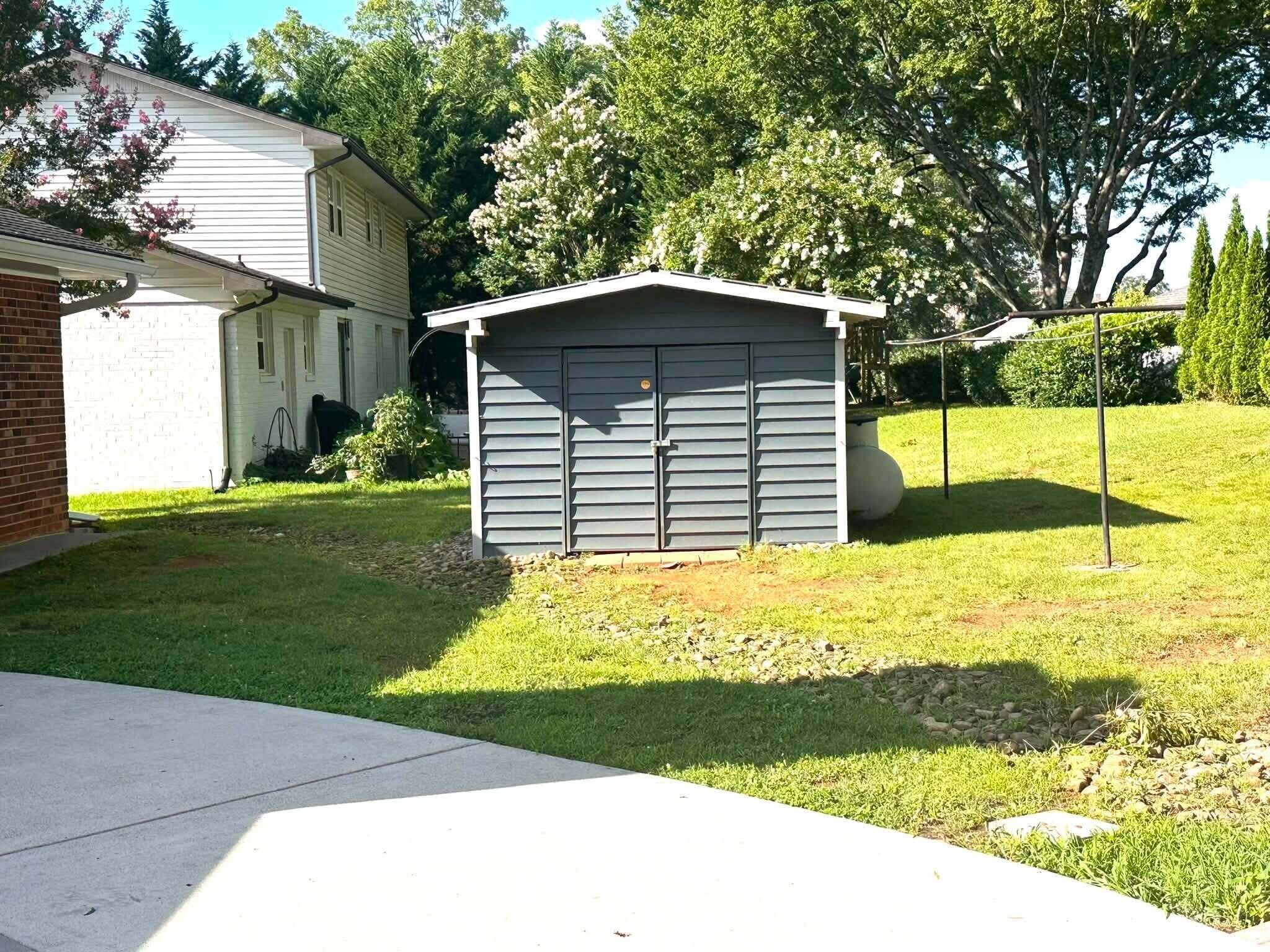 2220 Edgewater Drive, Nw Property Photo 34