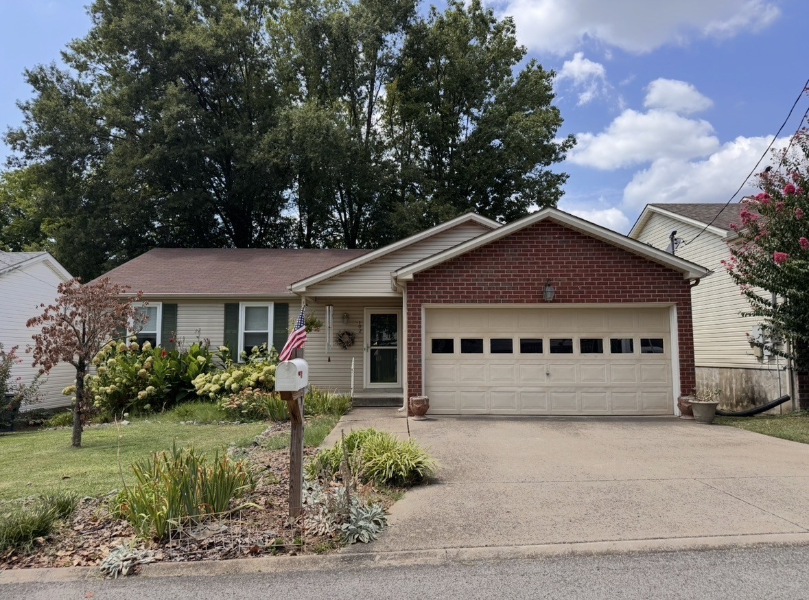 102 River Bend Rd