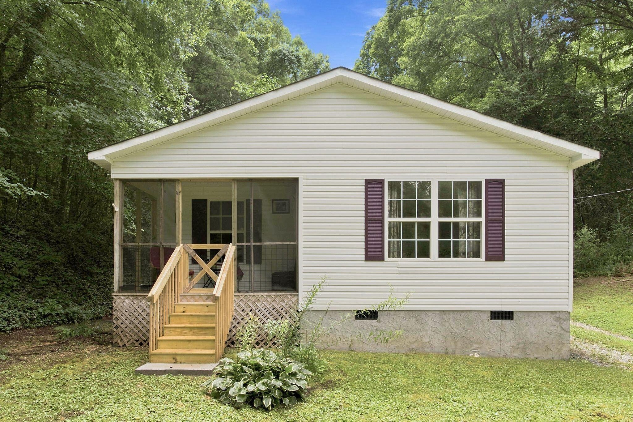 220 Hicks Circle