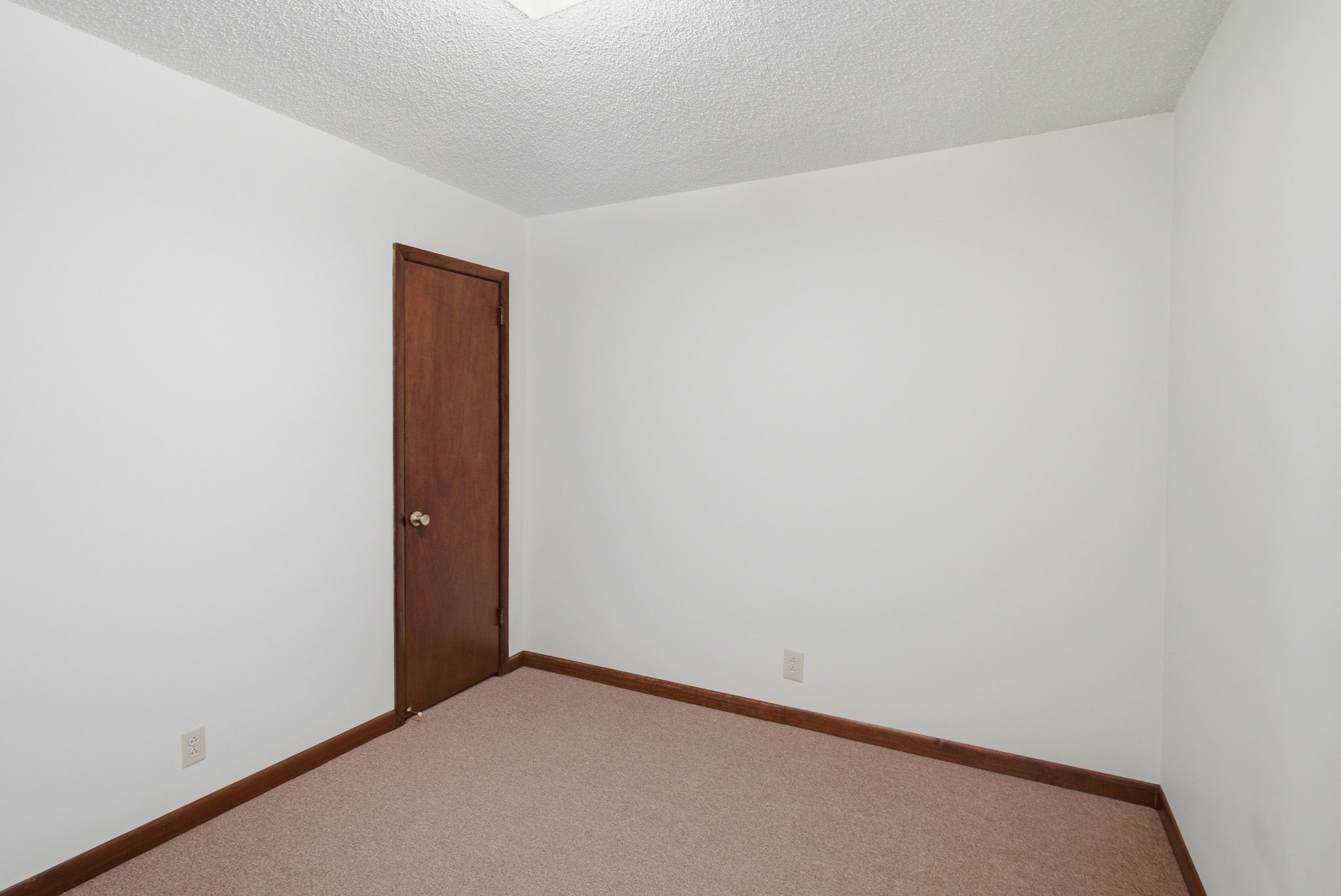 4778 A B Trenton Dr Property Photo 24