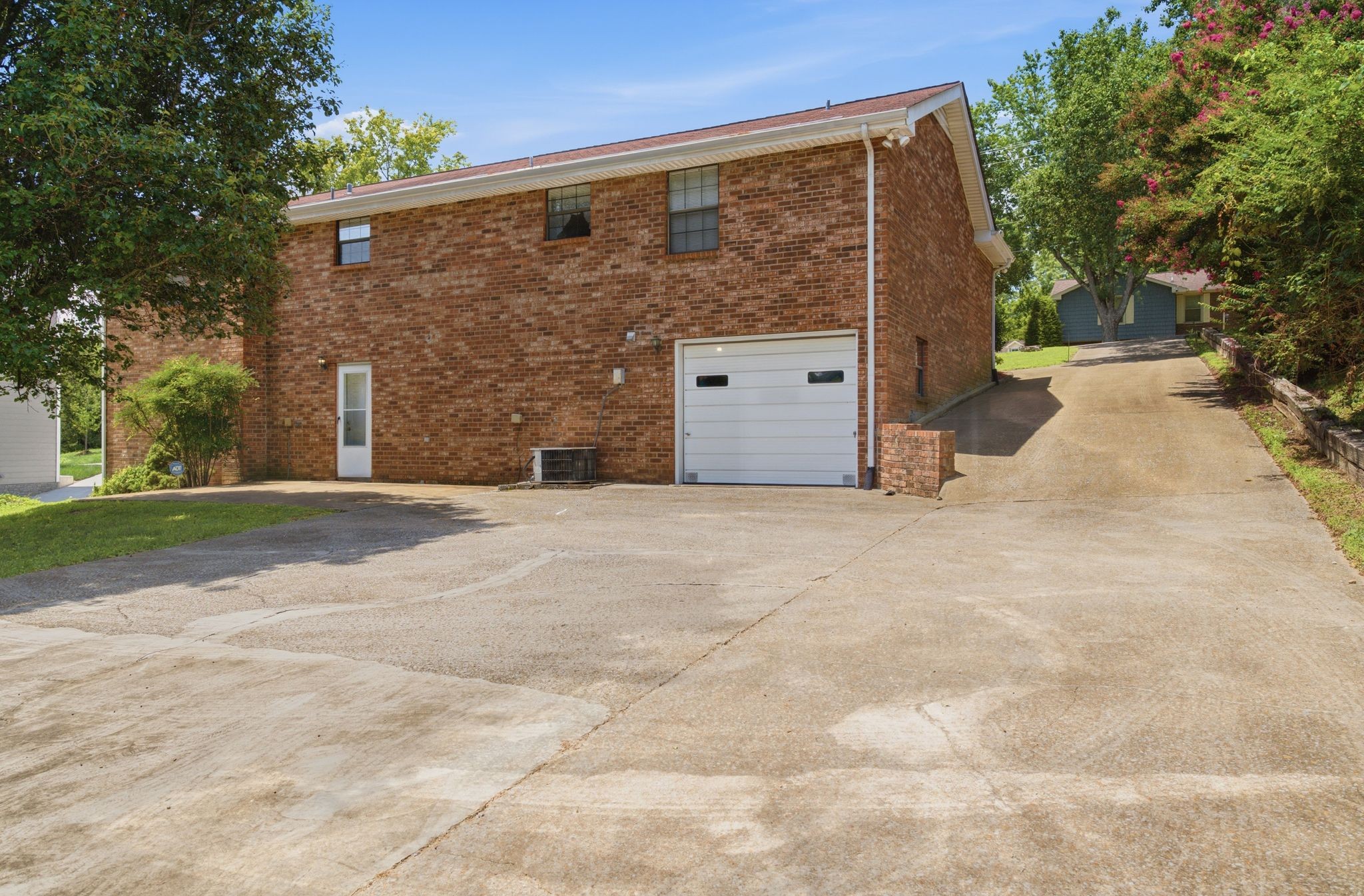 4778 A B Trenton Dr Property Photo 29