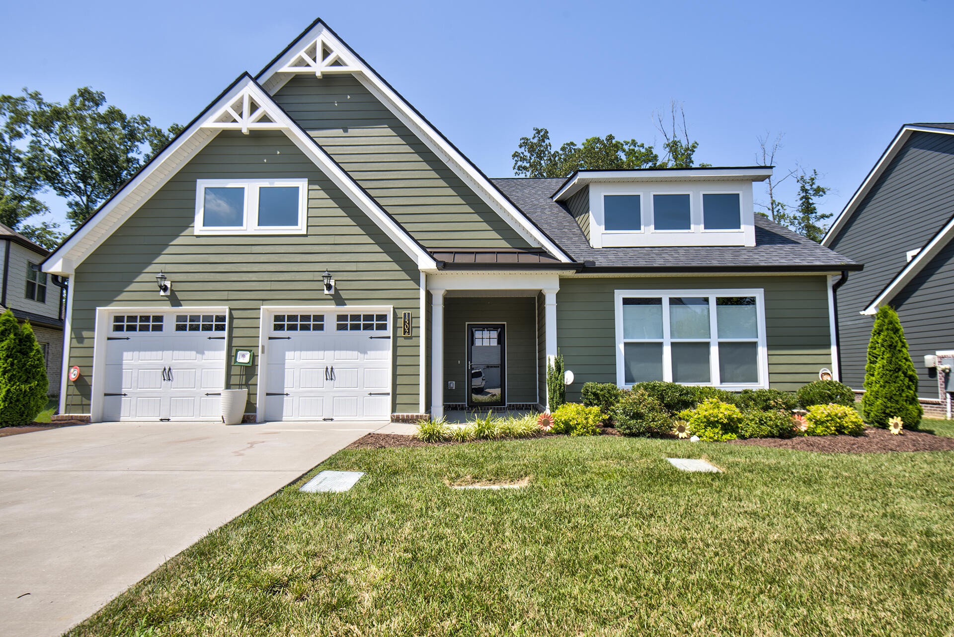 1502 Buttonwood Loop Property Photo 1
