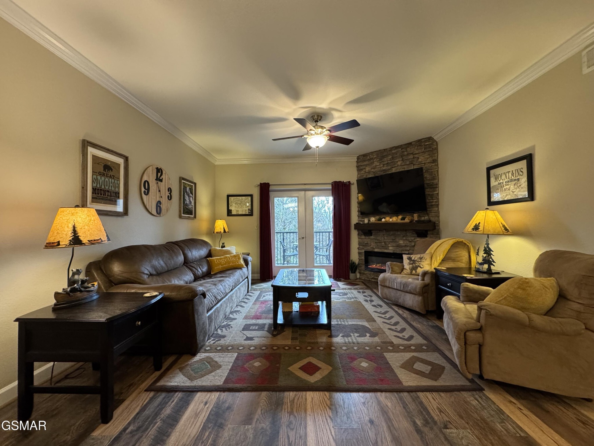 124 Plaza Drive Property Photo 6