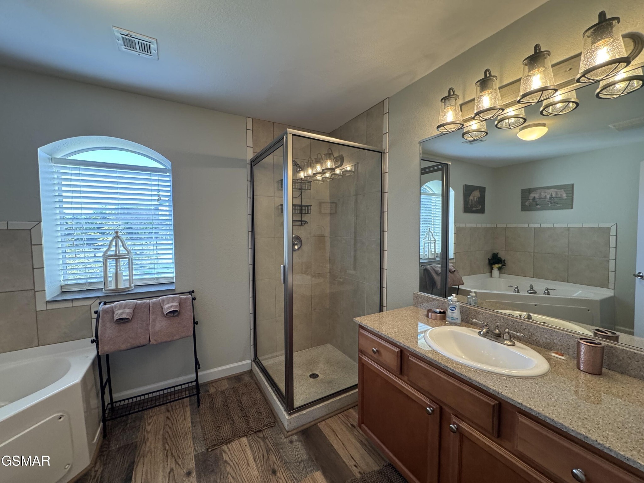 124 Plaza Drive Property Photo 16