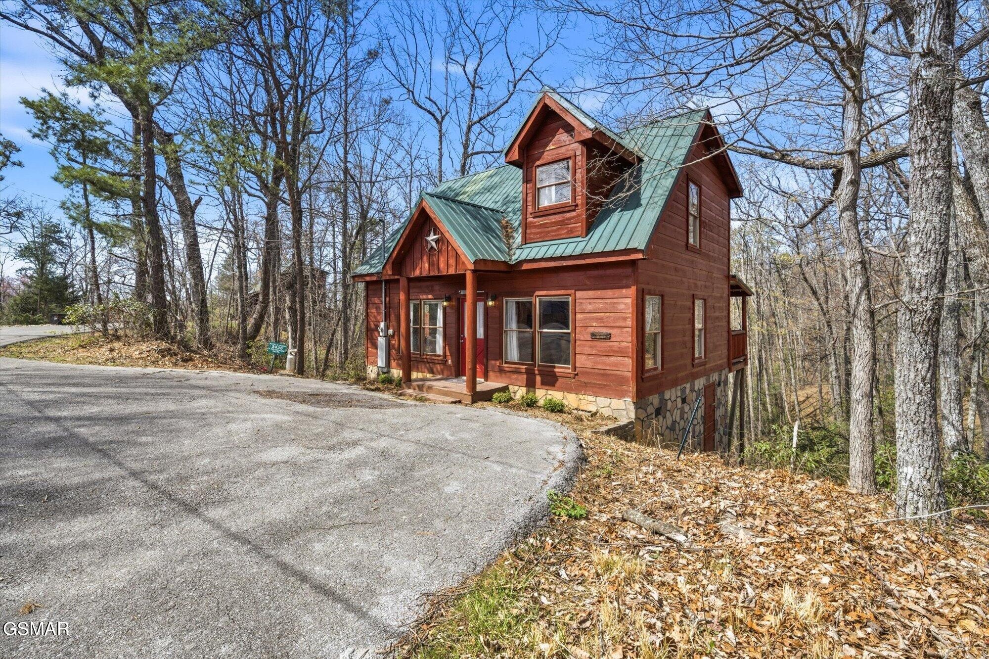 2430 N School Hse Gap Road Property Photo 2