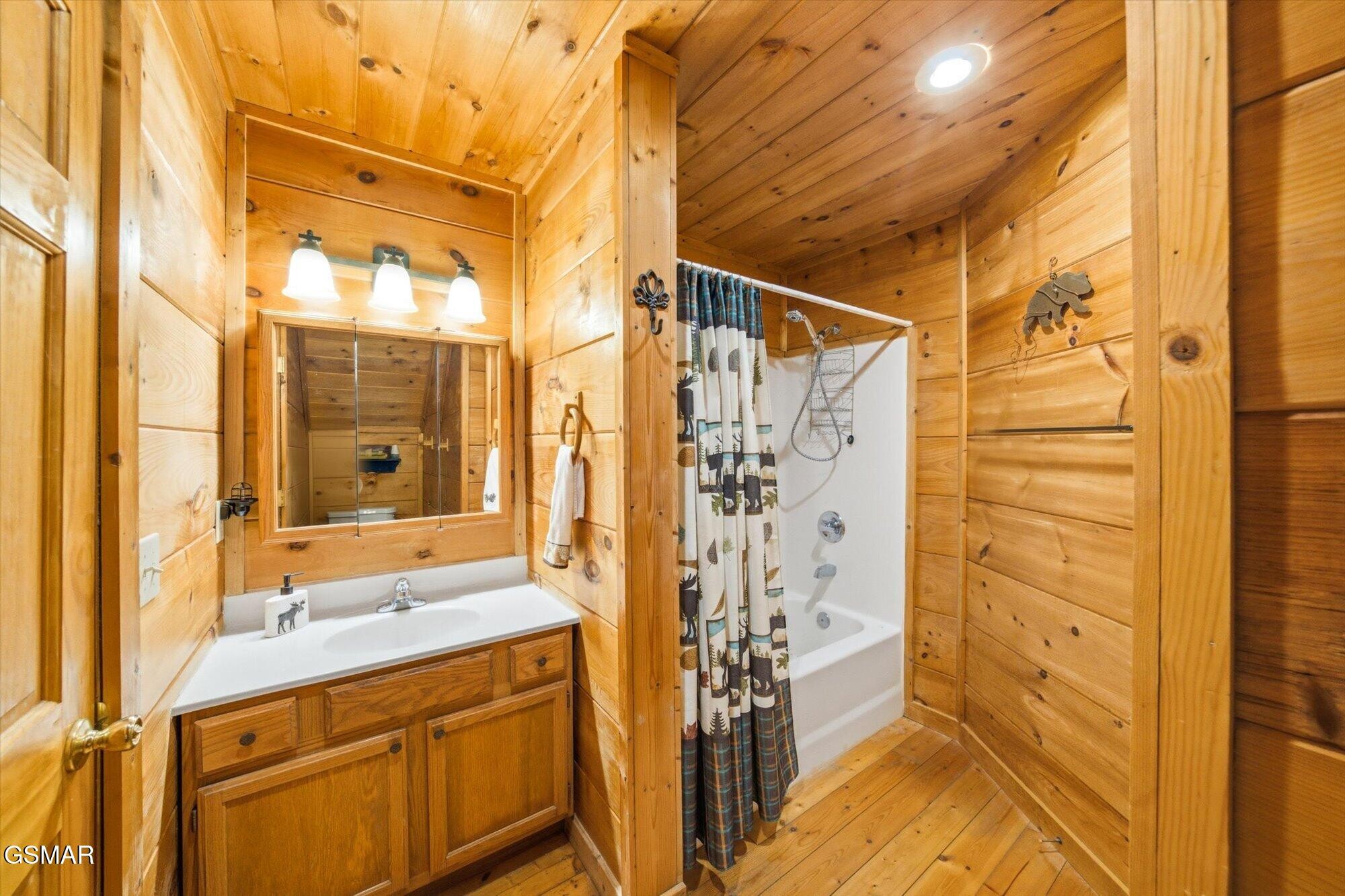 2430 N School Hse Gap Road Property Photo 14