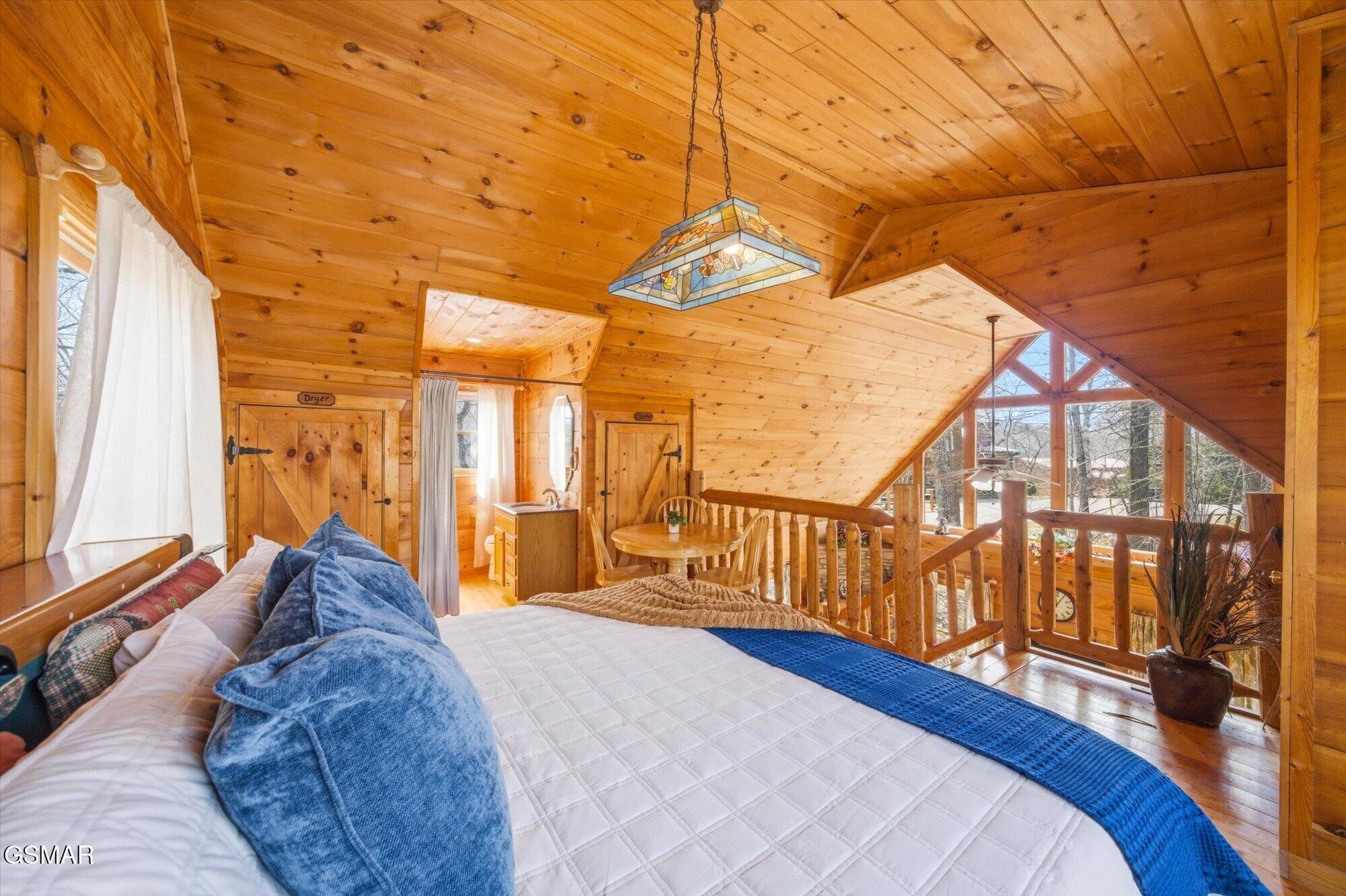 2430 N School Hse Gap Road Property Photo 17