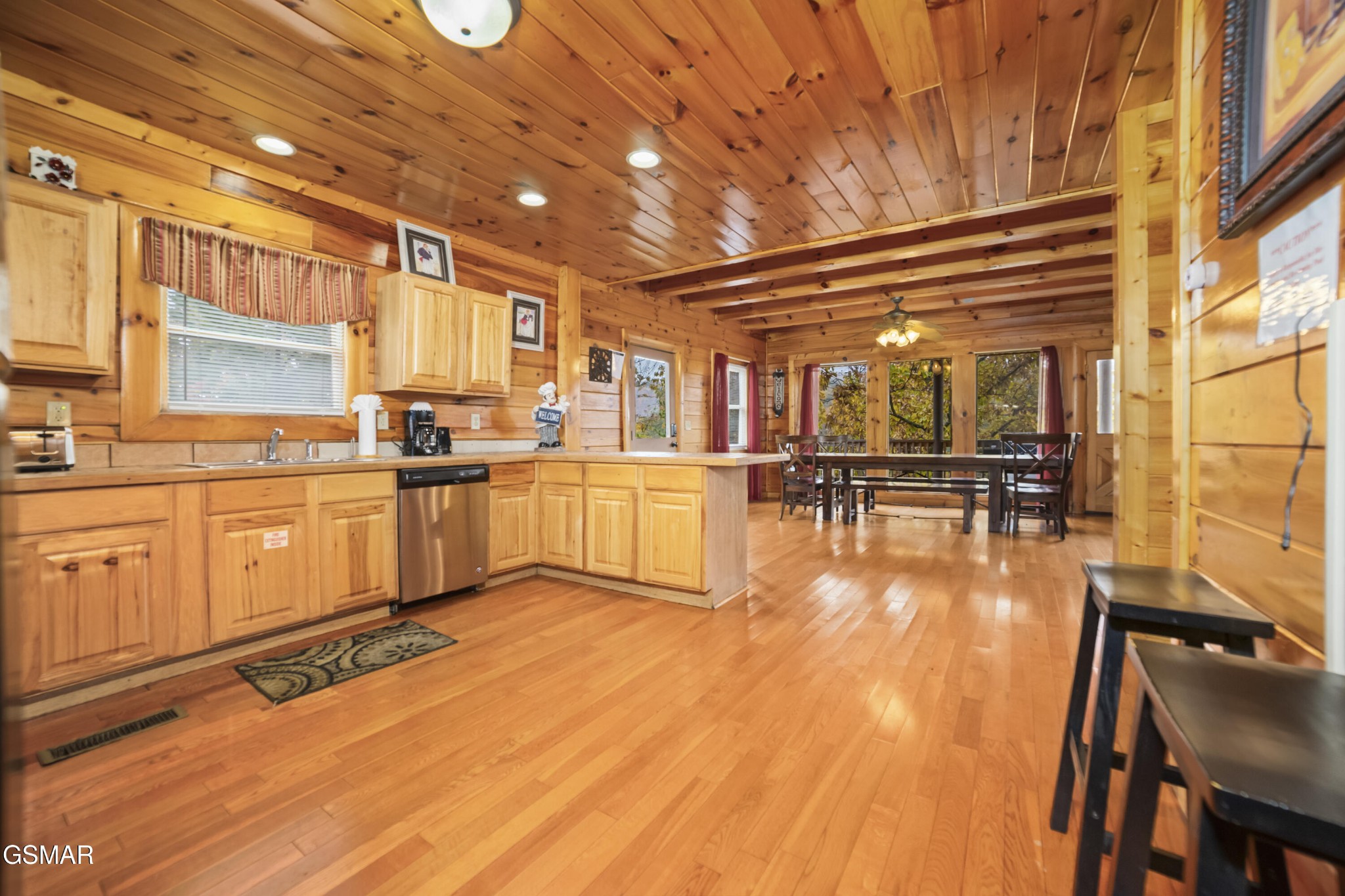 1447 Eagle Cloud Way Property Photo 7