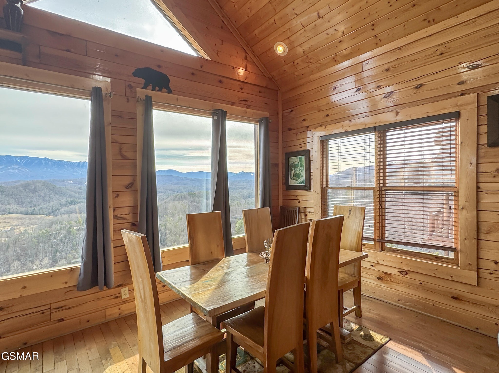 2607 Mountain Glory Trail Property Photo 11