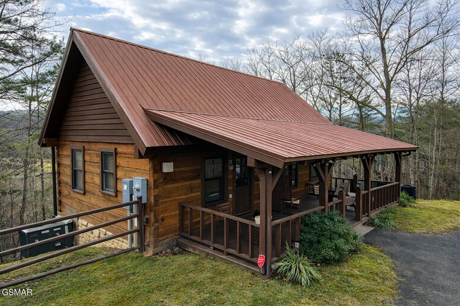 2039 Piney Overlook Lane Property Photo 1
