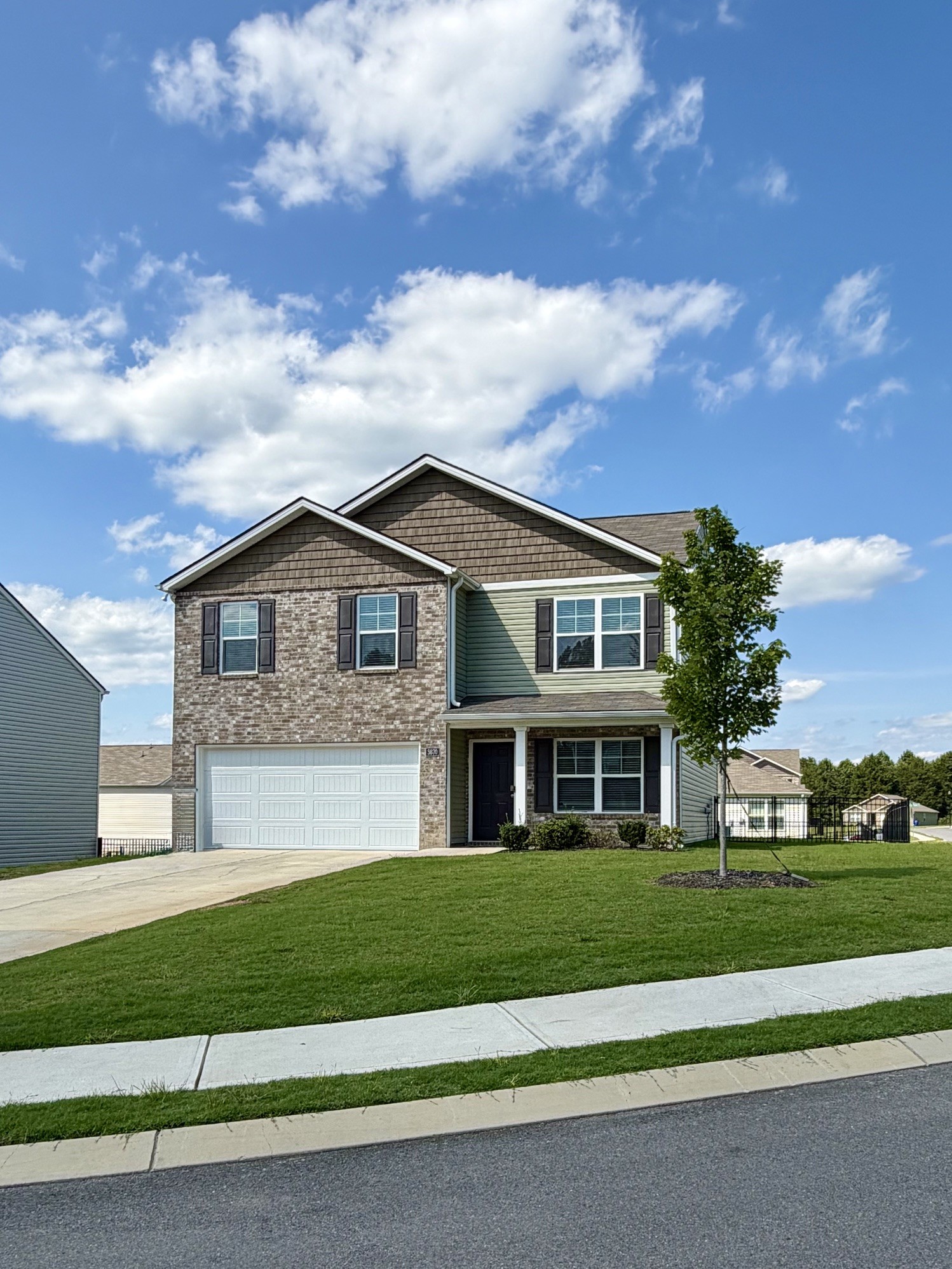 5670 Coleman Dr, SE Property Photo 1
