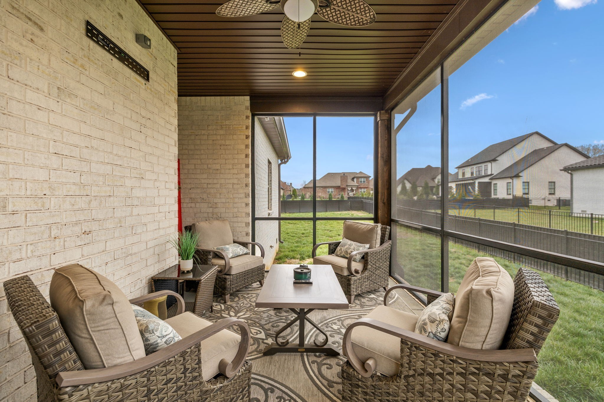 626 Reichert Ct Property Photo 41