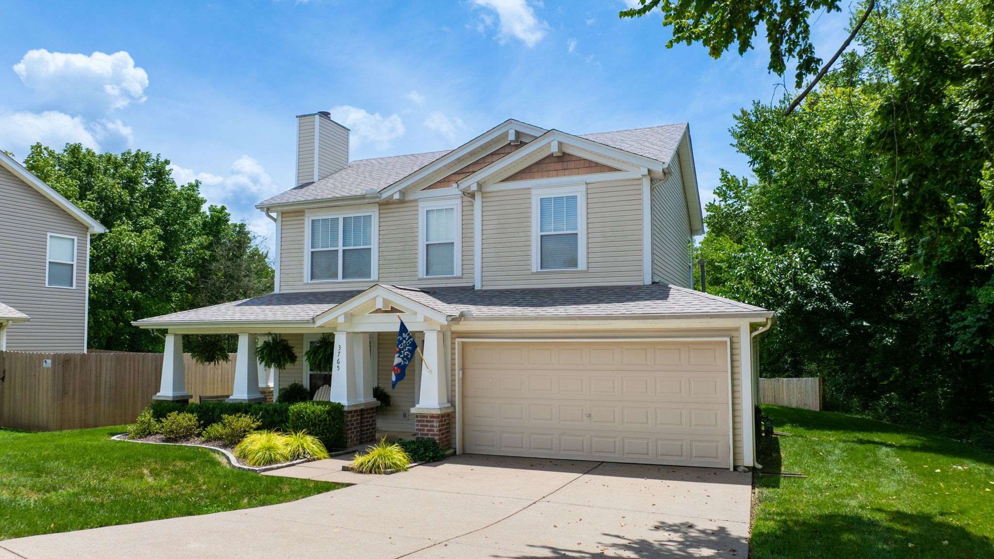 3765 Springwater Dr Property Photo 1