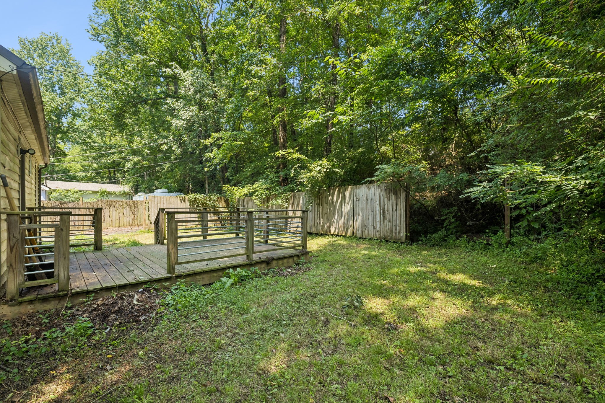 713 Woodlawn Dr Property Photo 25