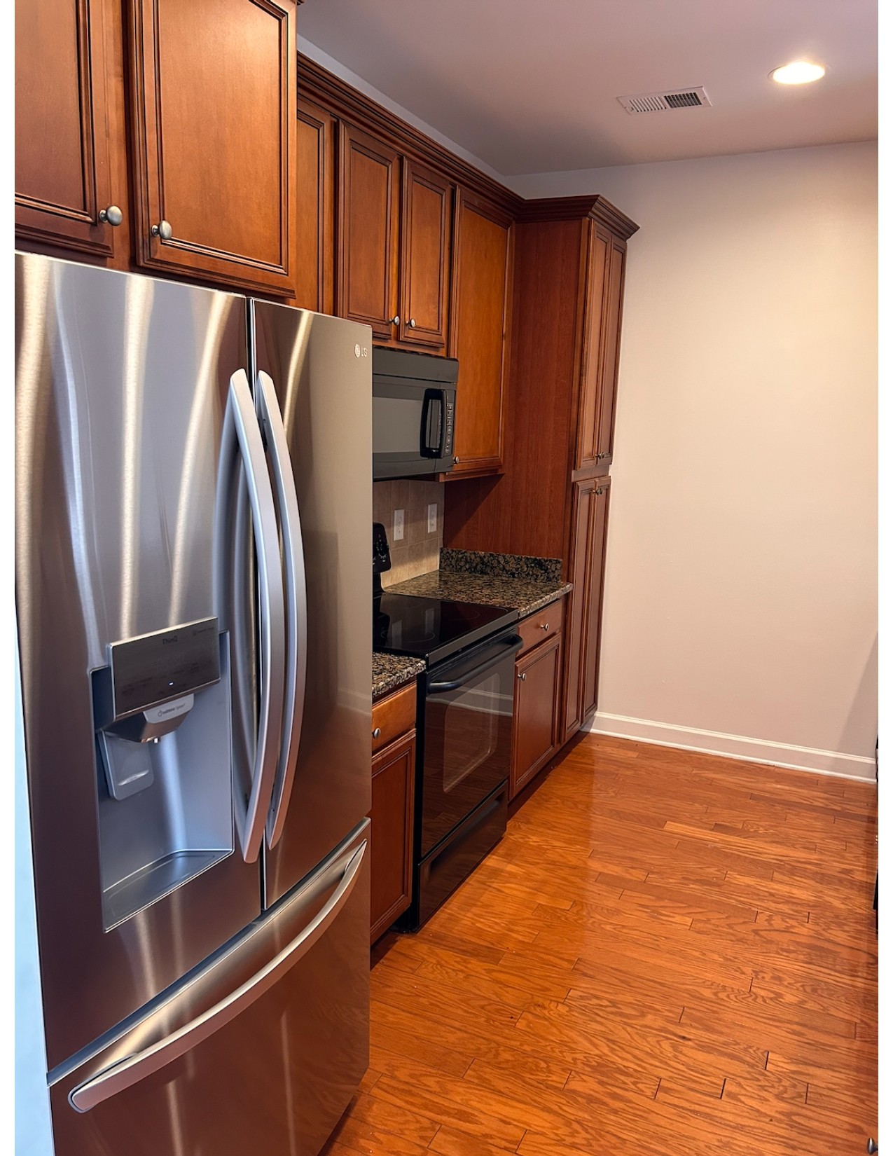 153 Ormesby Pl Property Photo 8