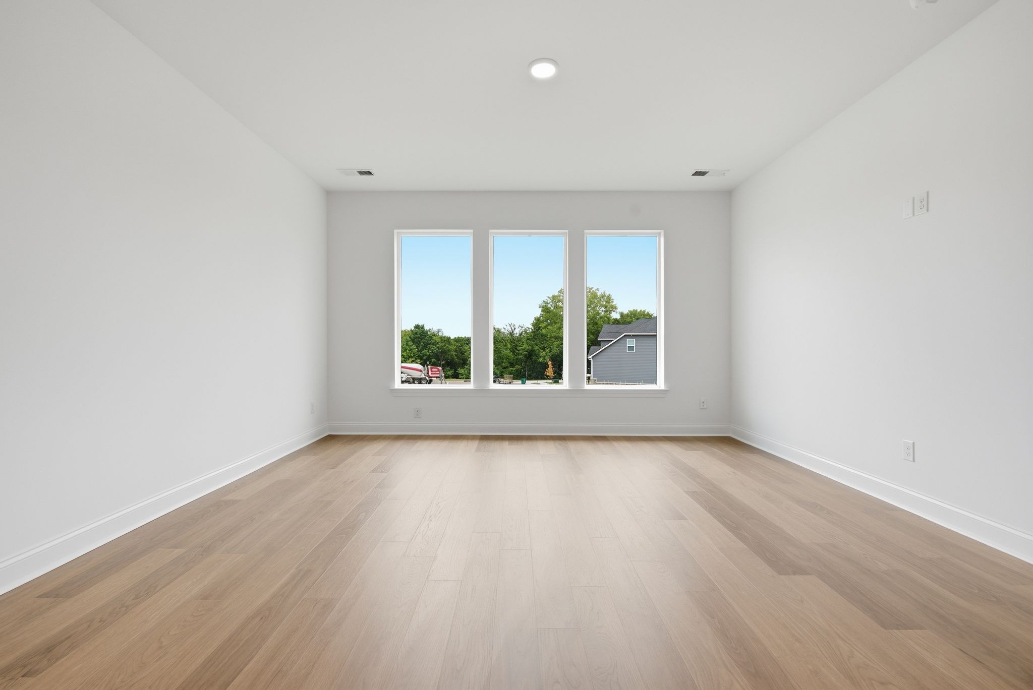 1096 Callaway Drive Property Photo 12