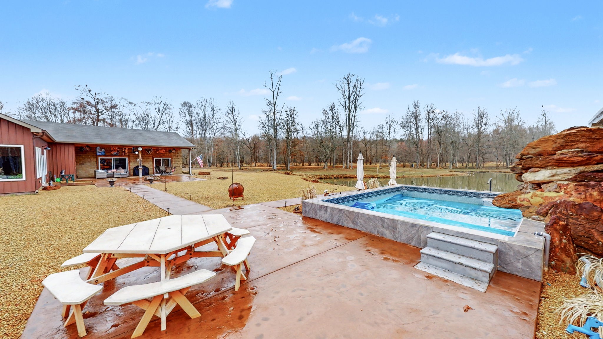 11957 Hwy 79n Property Photo 3