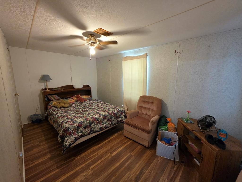 230 Jones Loop Property Photo 11