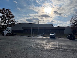 208 Industrial Blvd Property Photo 4