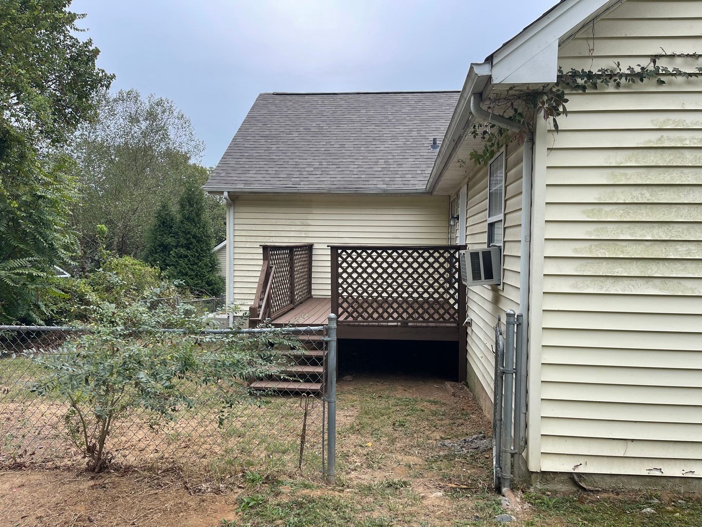 1812 Barnwell Ct Property Photo 3