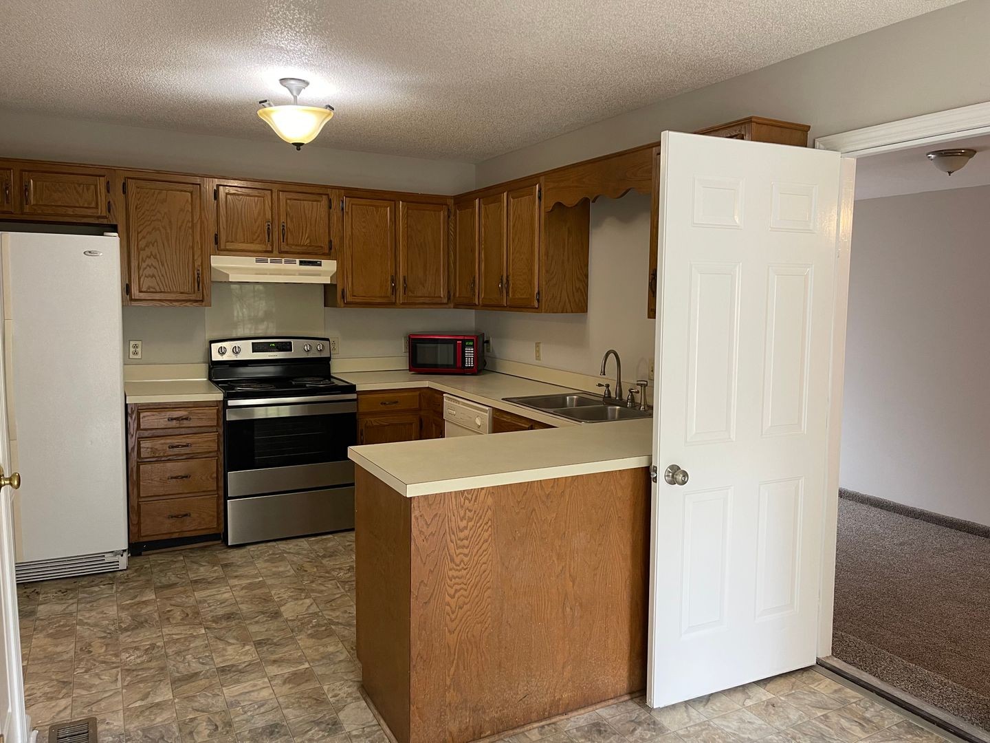 1812 Barnwell Ct Property Photo 8