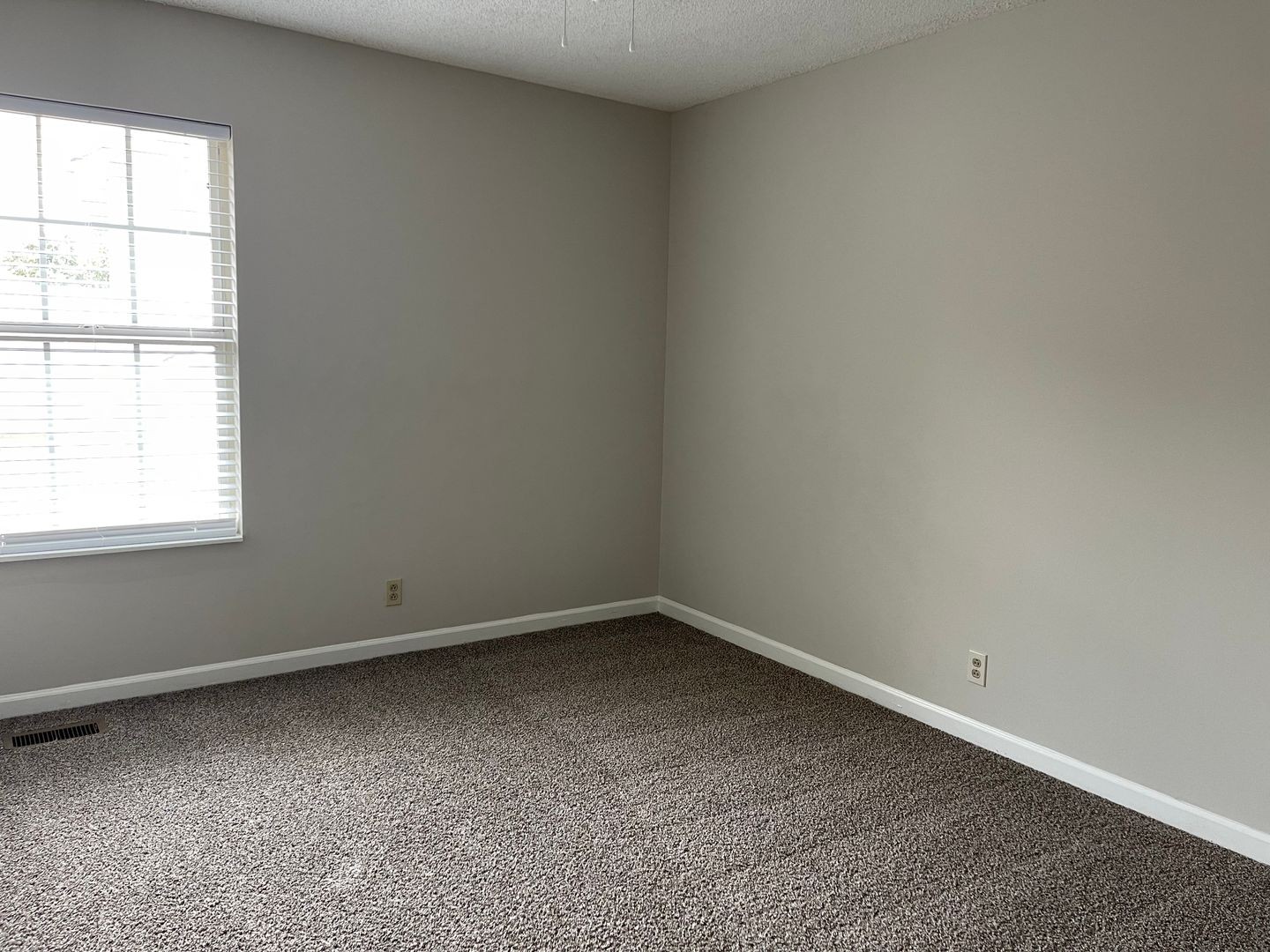 1812 Barnwell Ct Property Photo 11