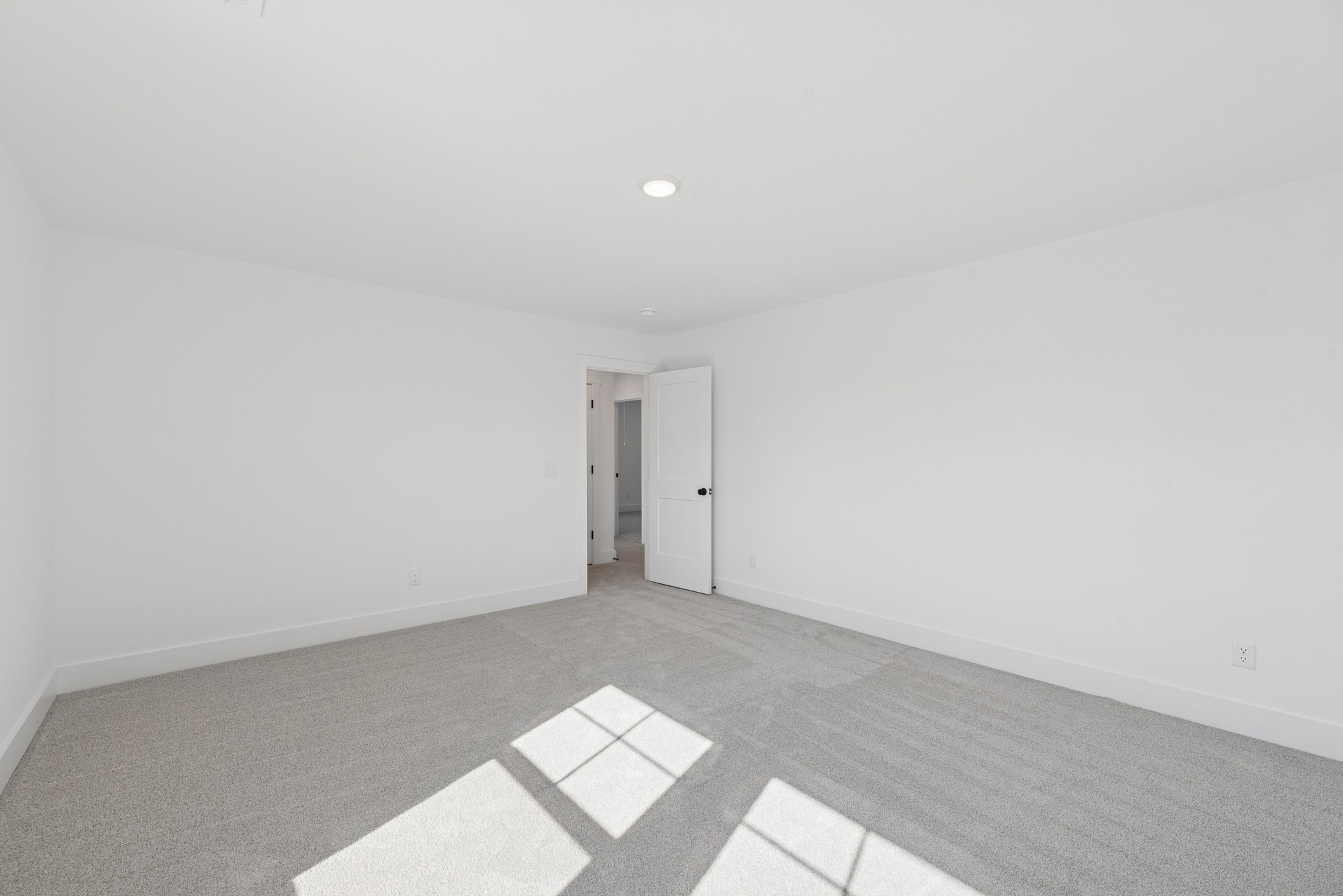 3235 Gravity Dr Property Photo 18