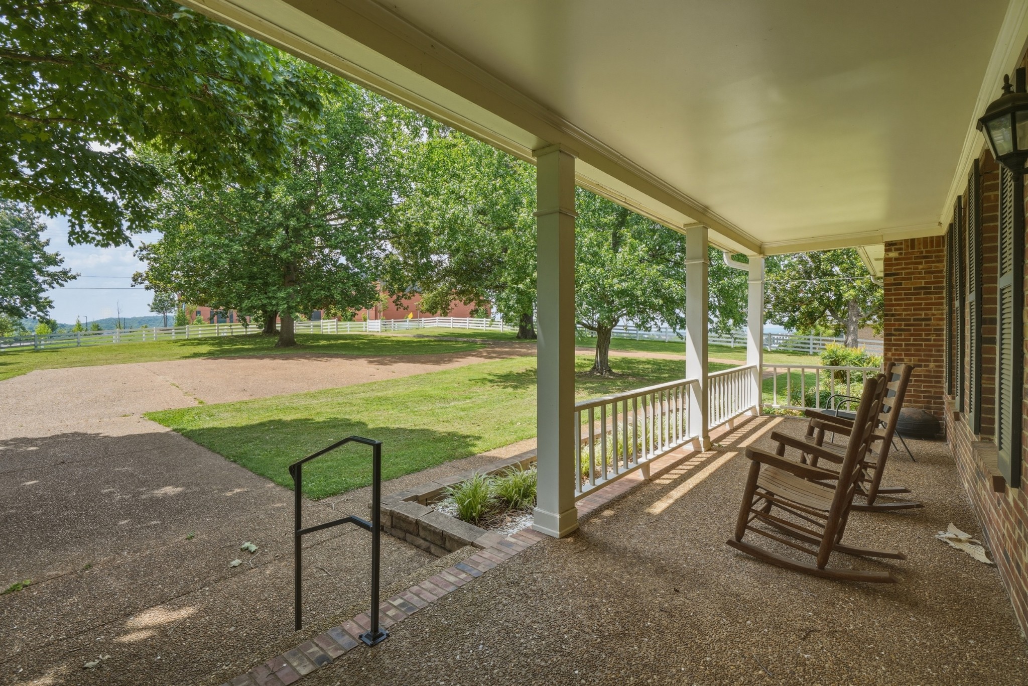 4442 Pratt Ln Property Photo 12
