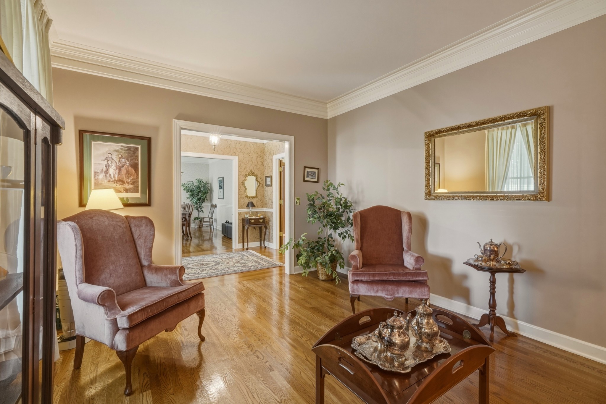 4442 Pratt Ln Property Photo 14