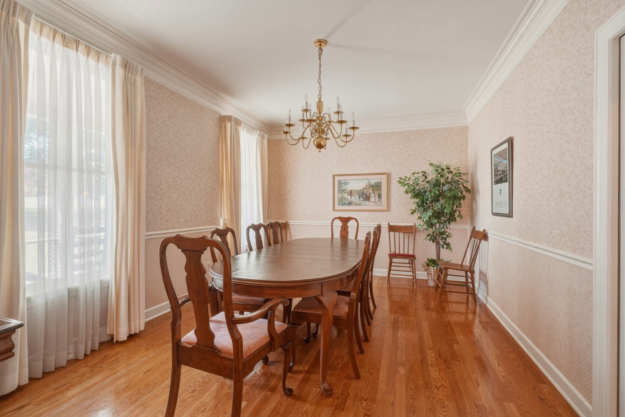 4442 Pratt Ln Property Photo 15