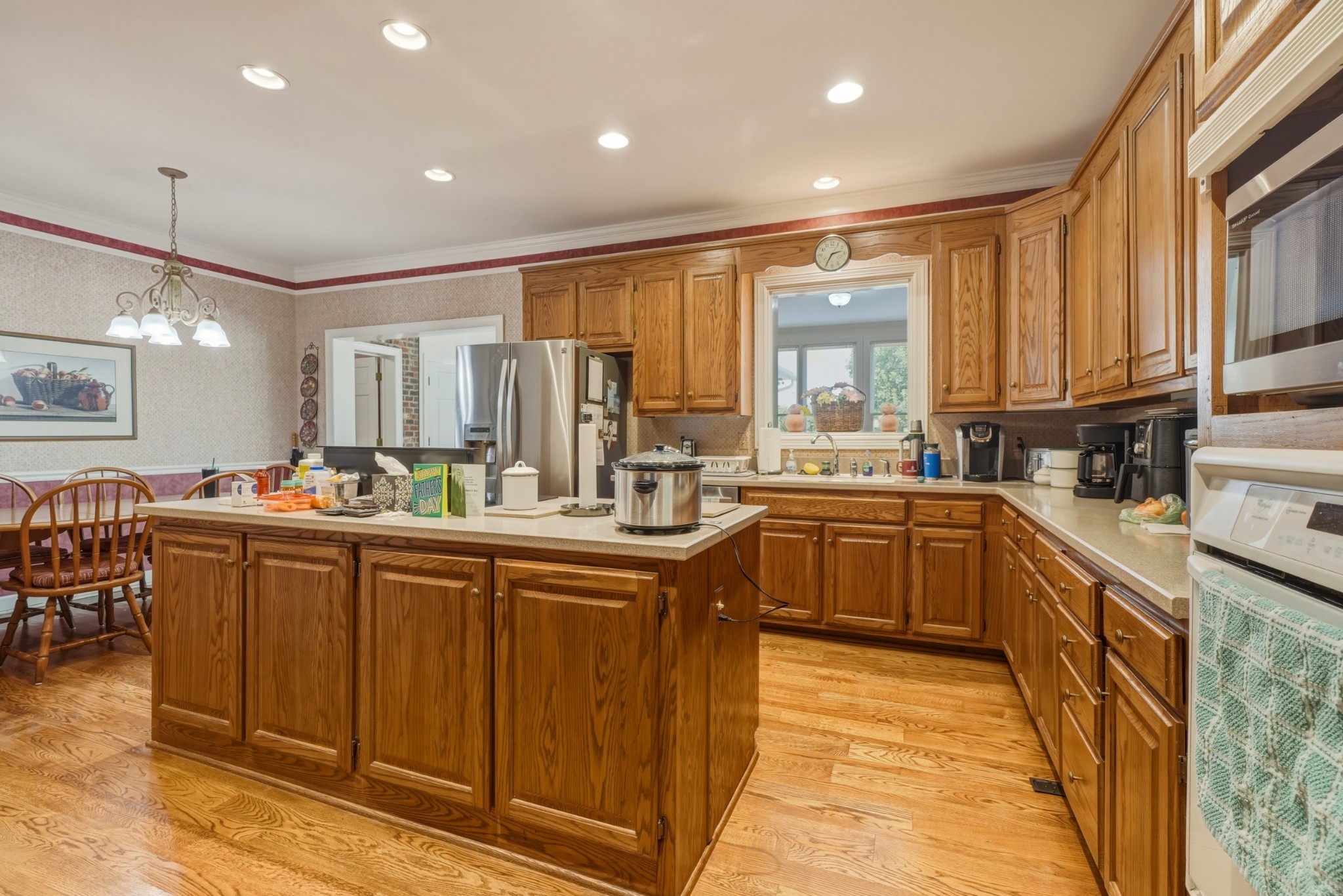 4442 Pratt Ln Property Photo 16