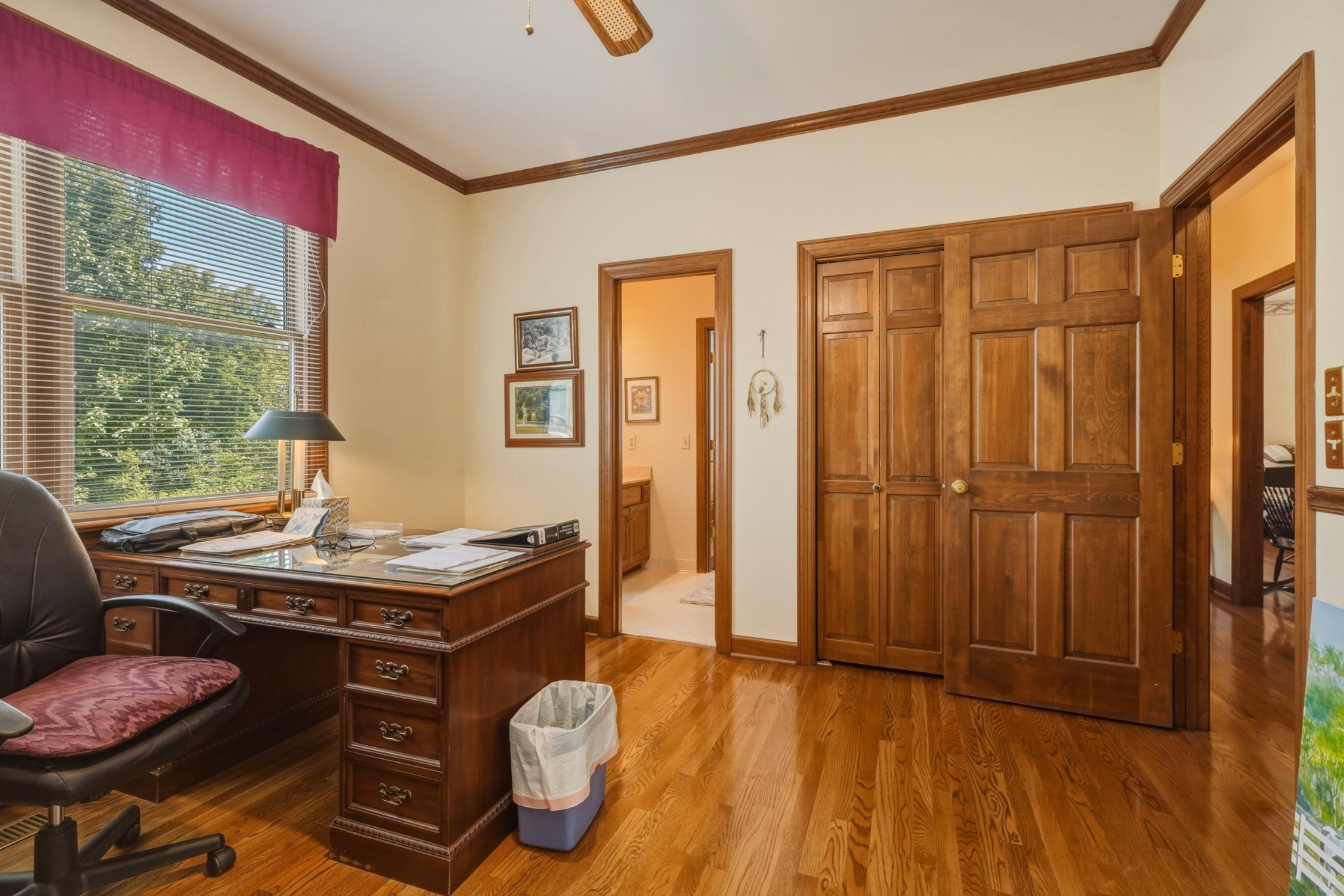 4442 Pratt Ln Property Photo 20