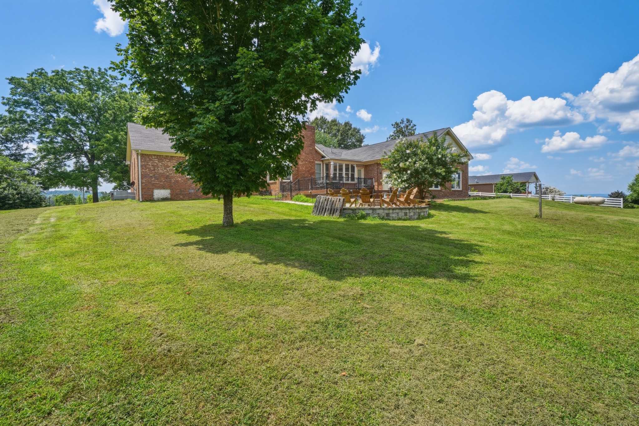 4442 Pratt Ln Property Photo 27