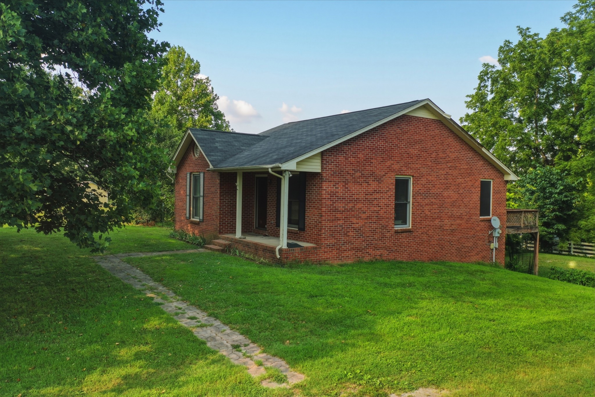 4442 Pratt Ln Property Photo 28
