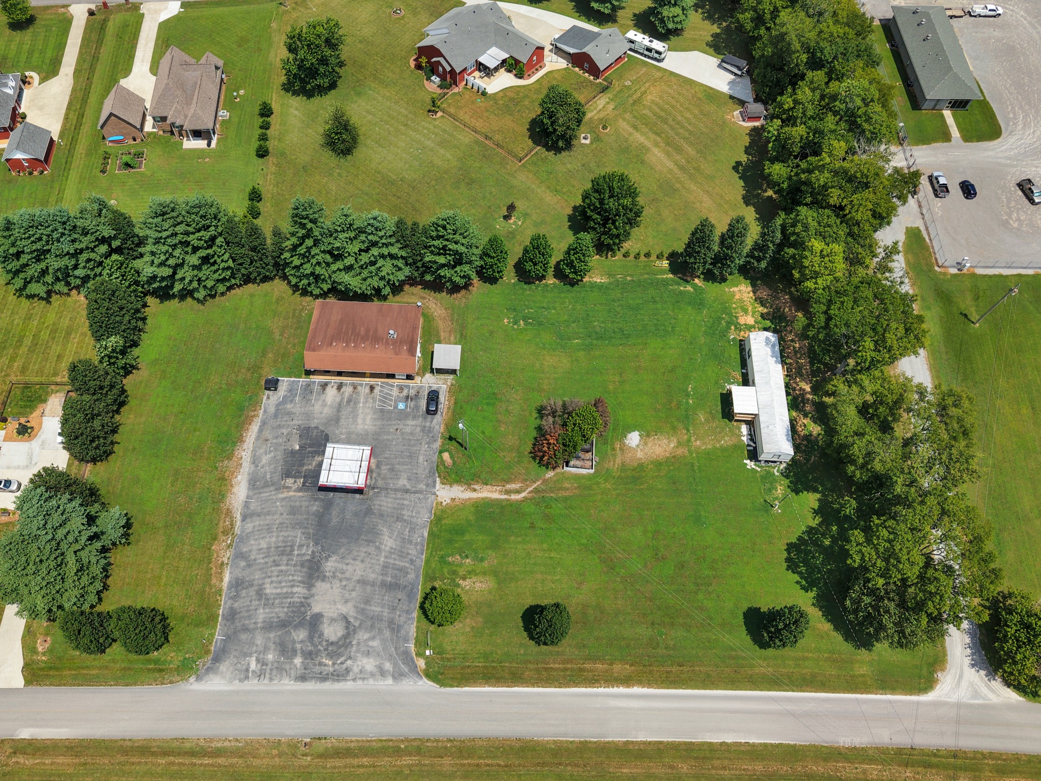 345 Huffman Rd Property Photo 6