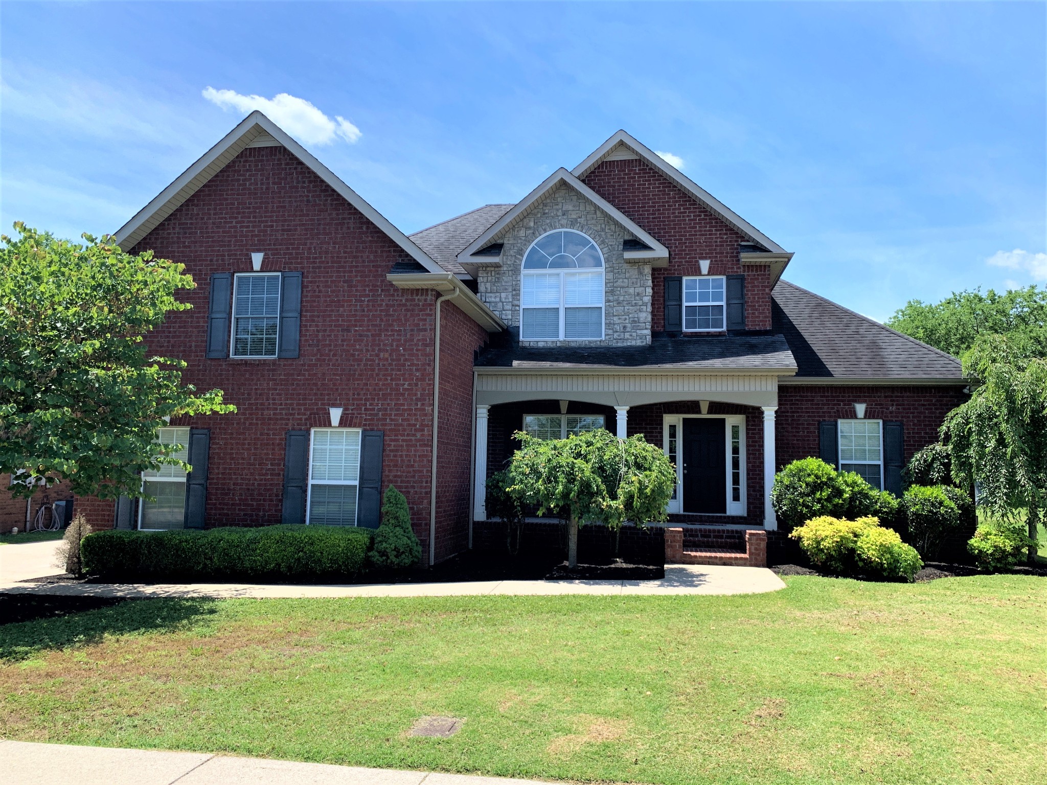 320 Foundry Cir Property Photo 1