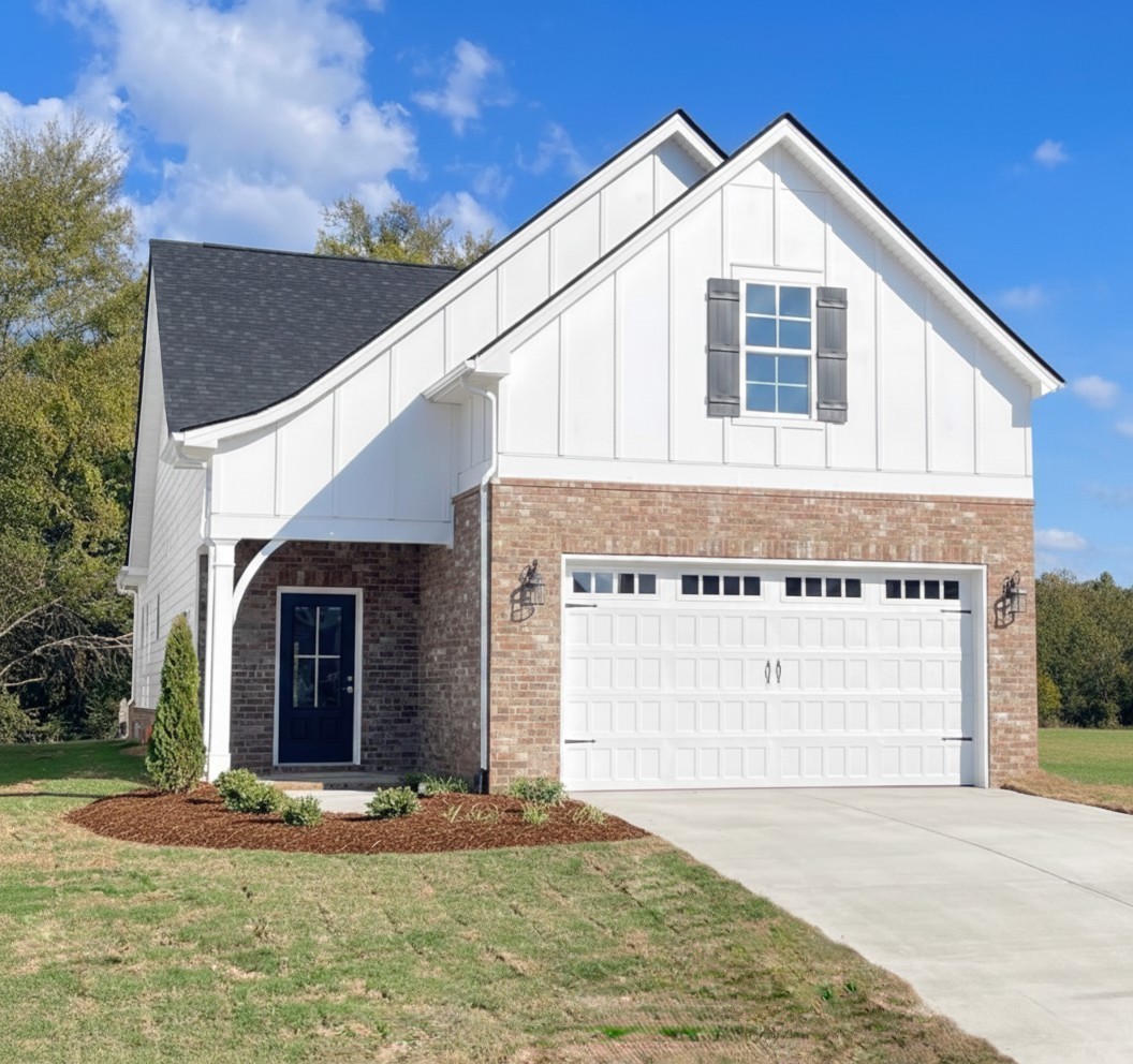 2313 Barringer Ln Property Photo 1