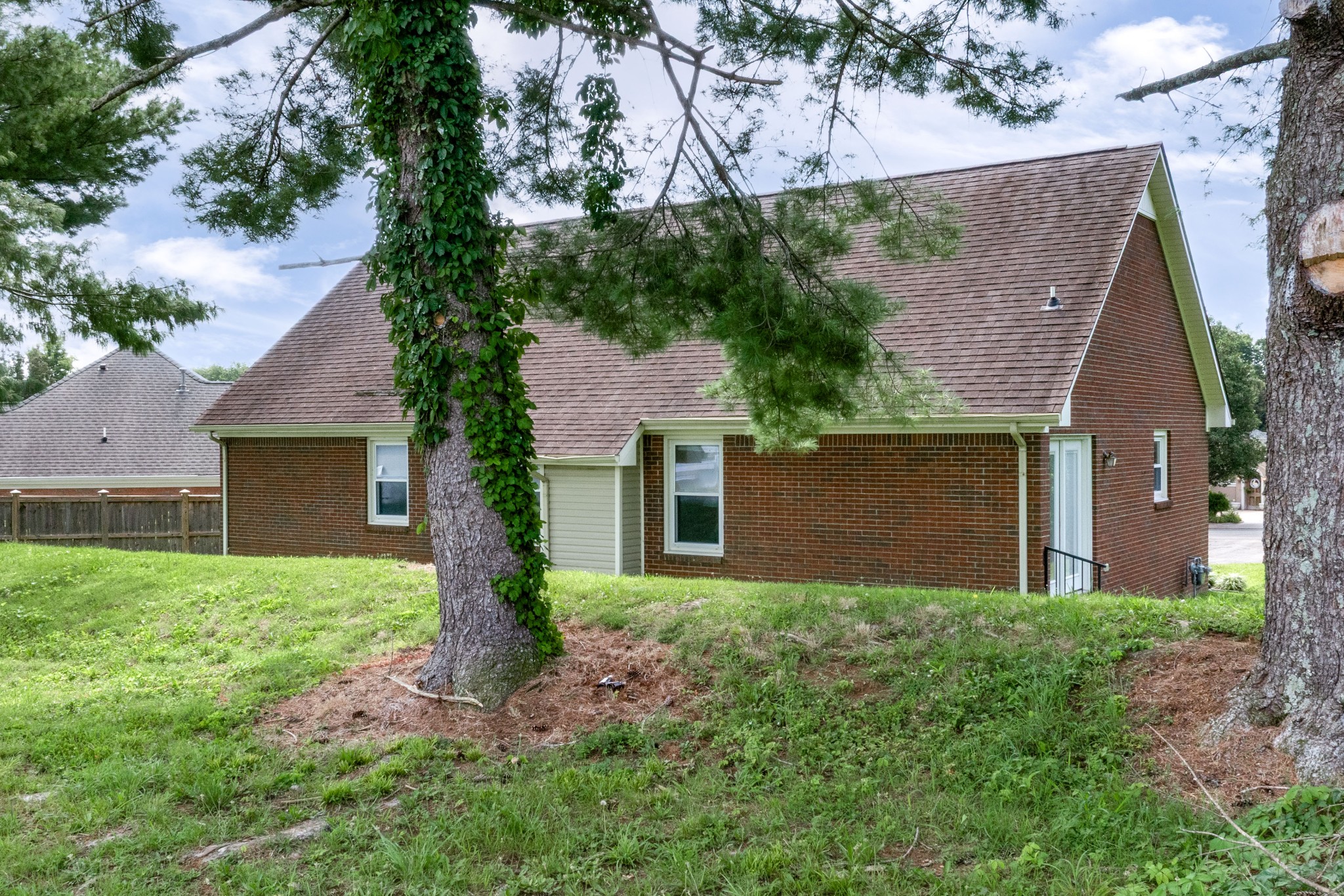 5026 Camelot Dr Property Photo 22