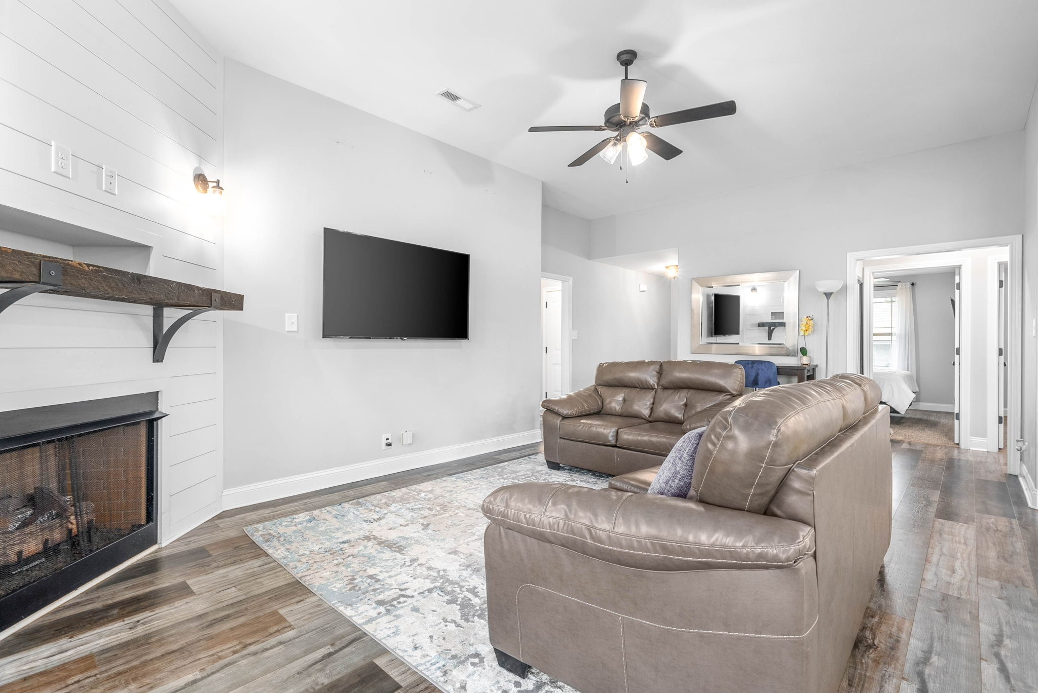 162 Ambridge St Property Photo 15