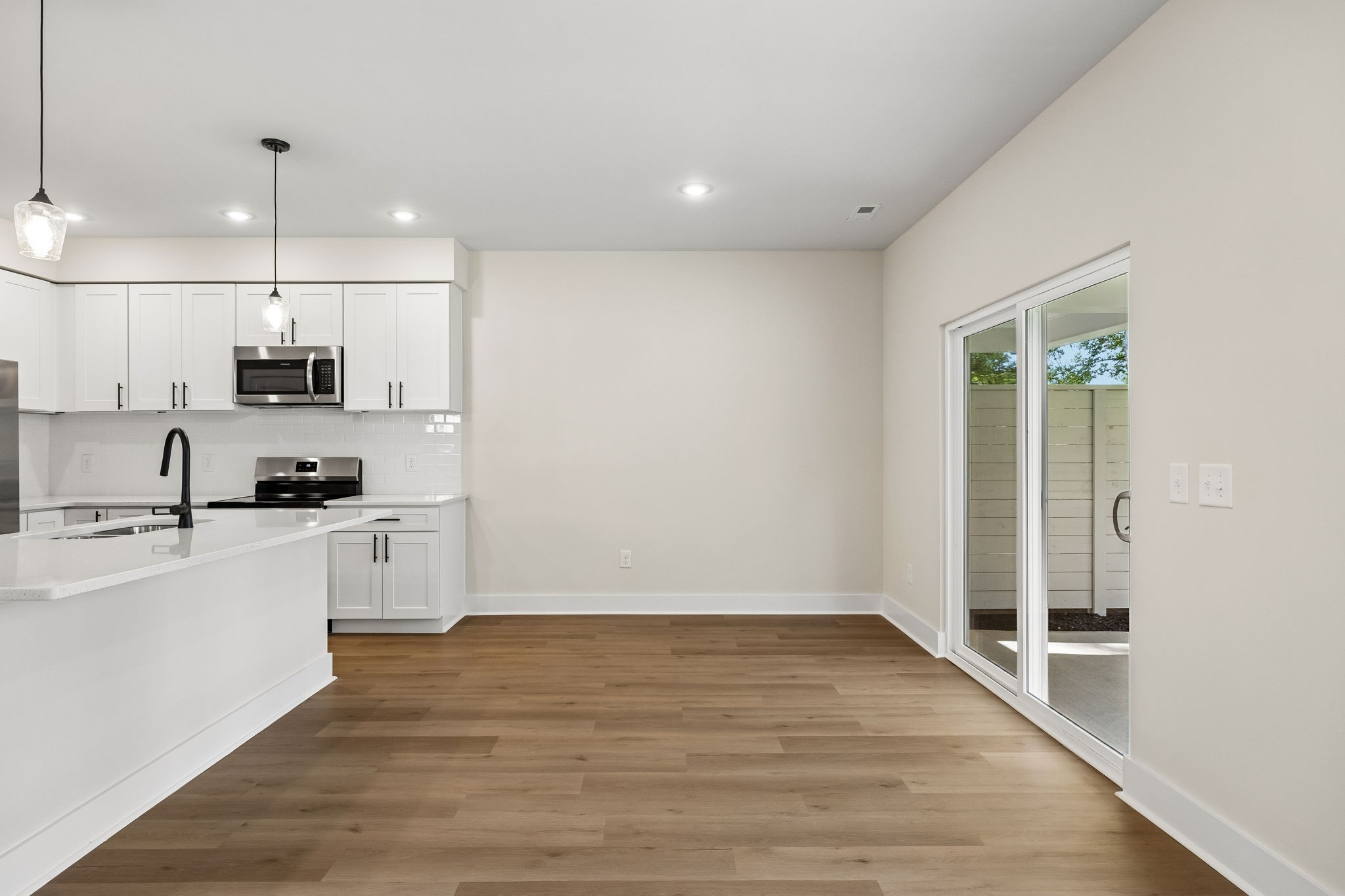 1068 Stagecoach Dr Property Photo 13