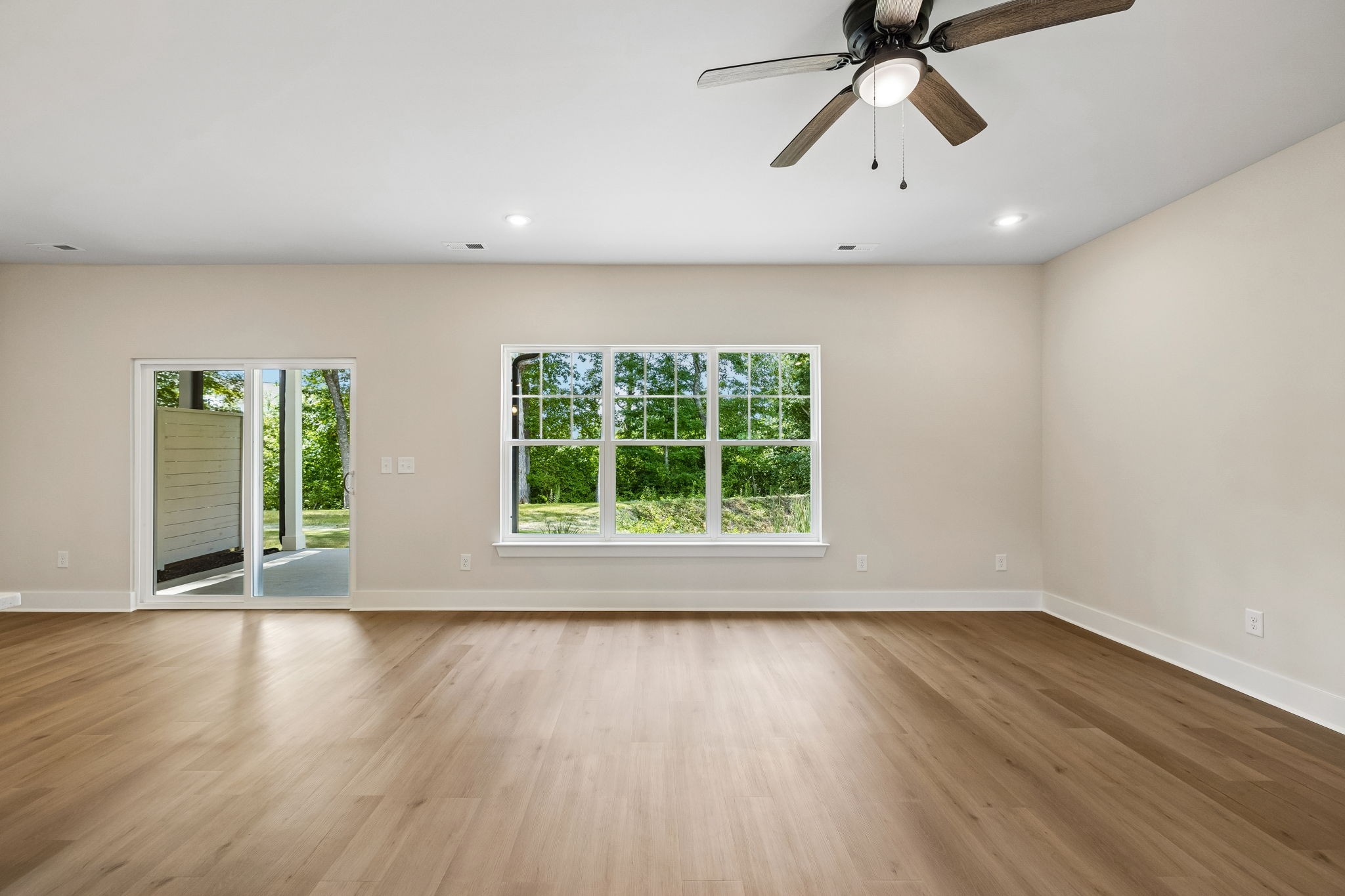 1068 Stagecoach Dr Property Photo 15