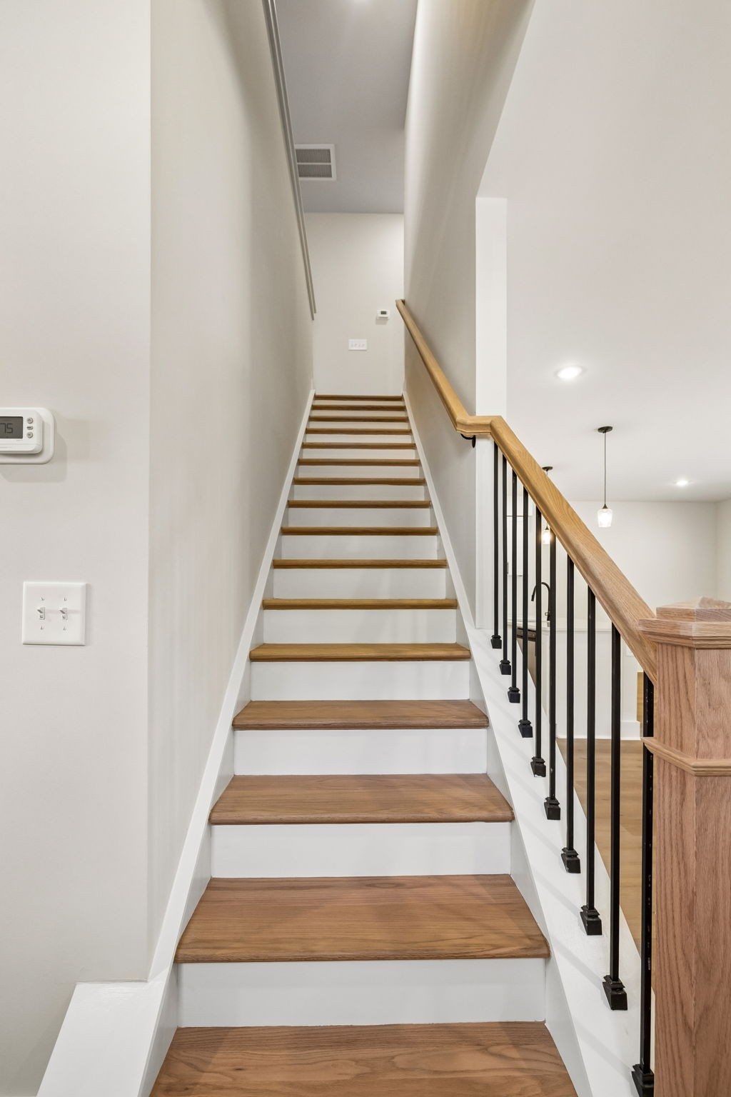 1068 Stagecoach Dr Property Photo 19