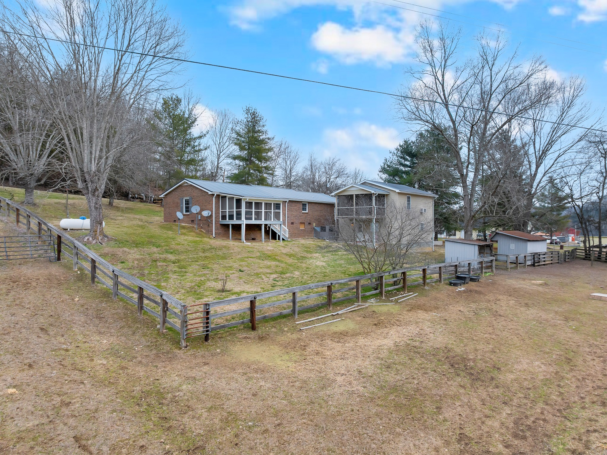 1220 Normandy Rd Property Photo 12