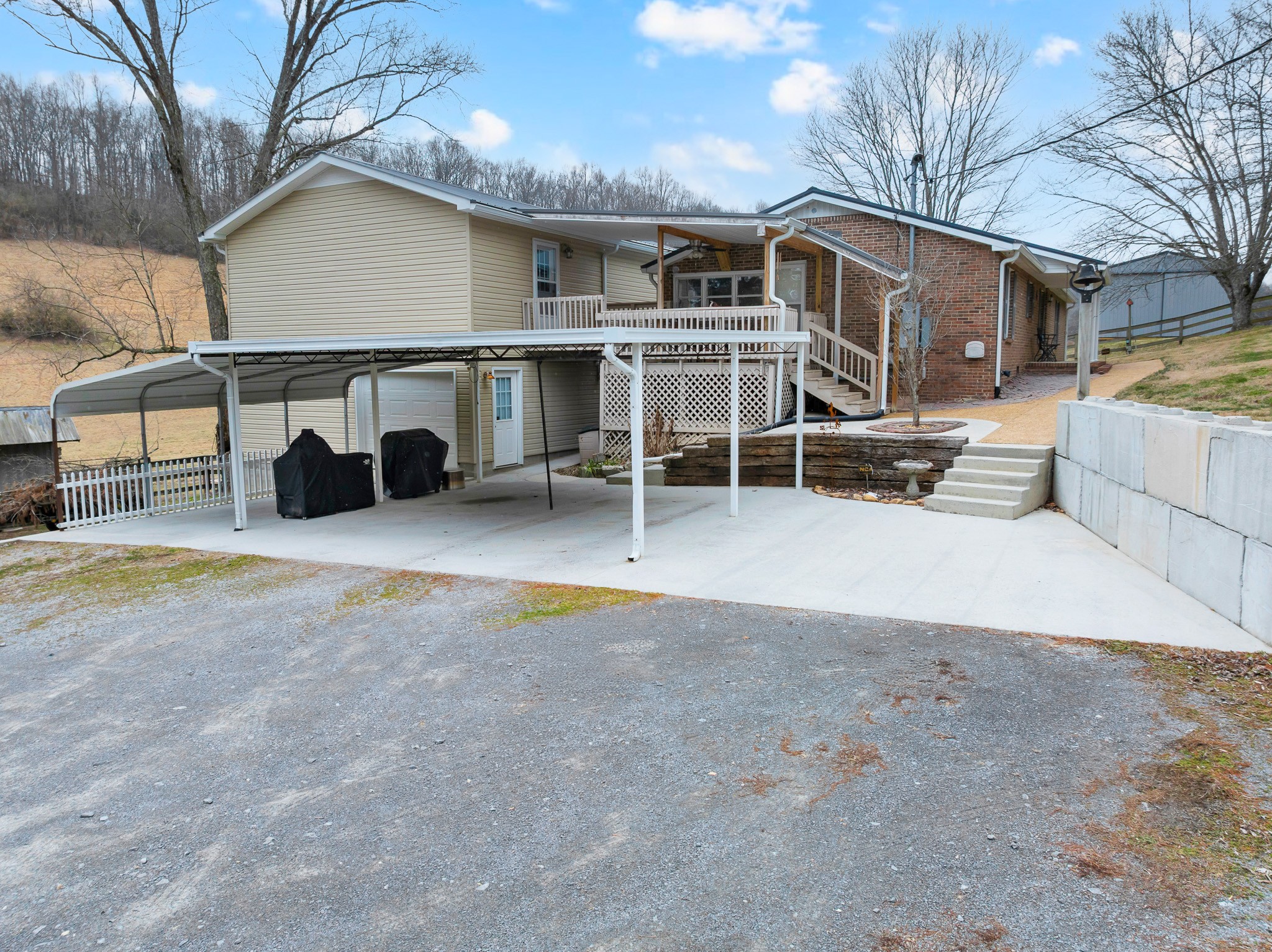 1220 Normandy Rd Property Photo 14