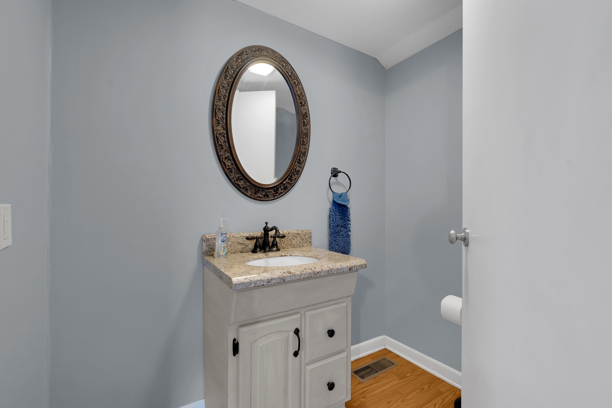 1220 Normandy Rd Property Photo 29