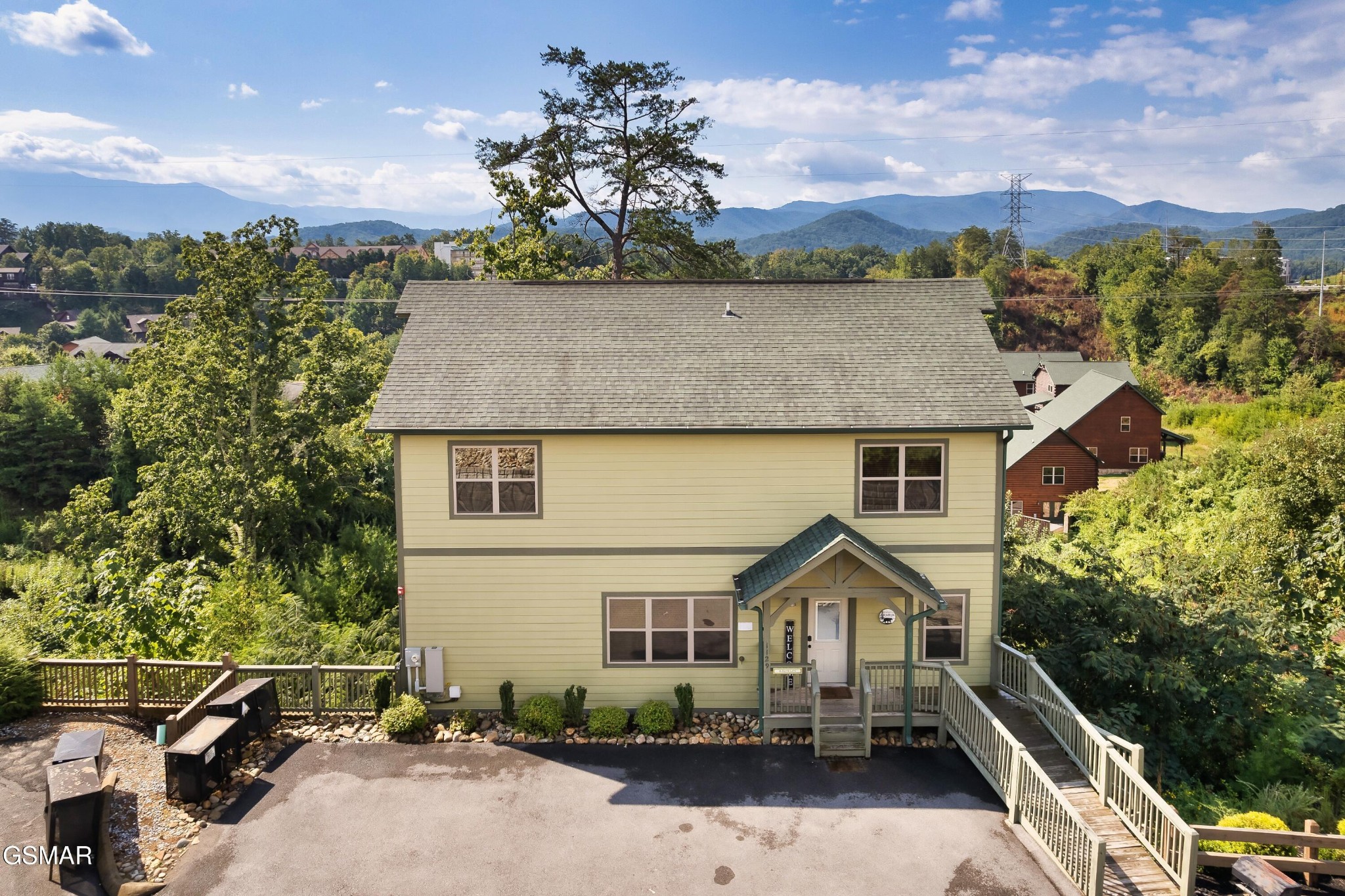 1129 Cove Falls Way Property Photo 1