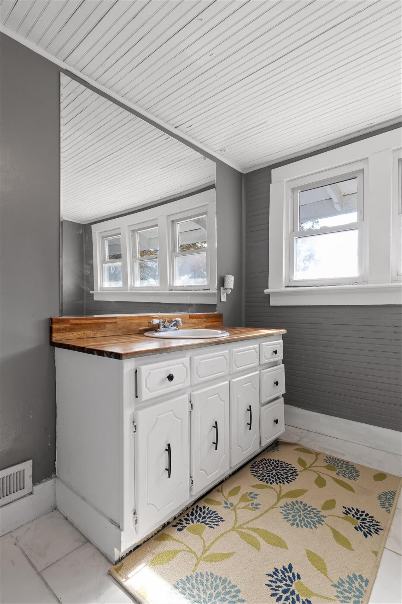 207 Culberson Avenue Property Photo 41