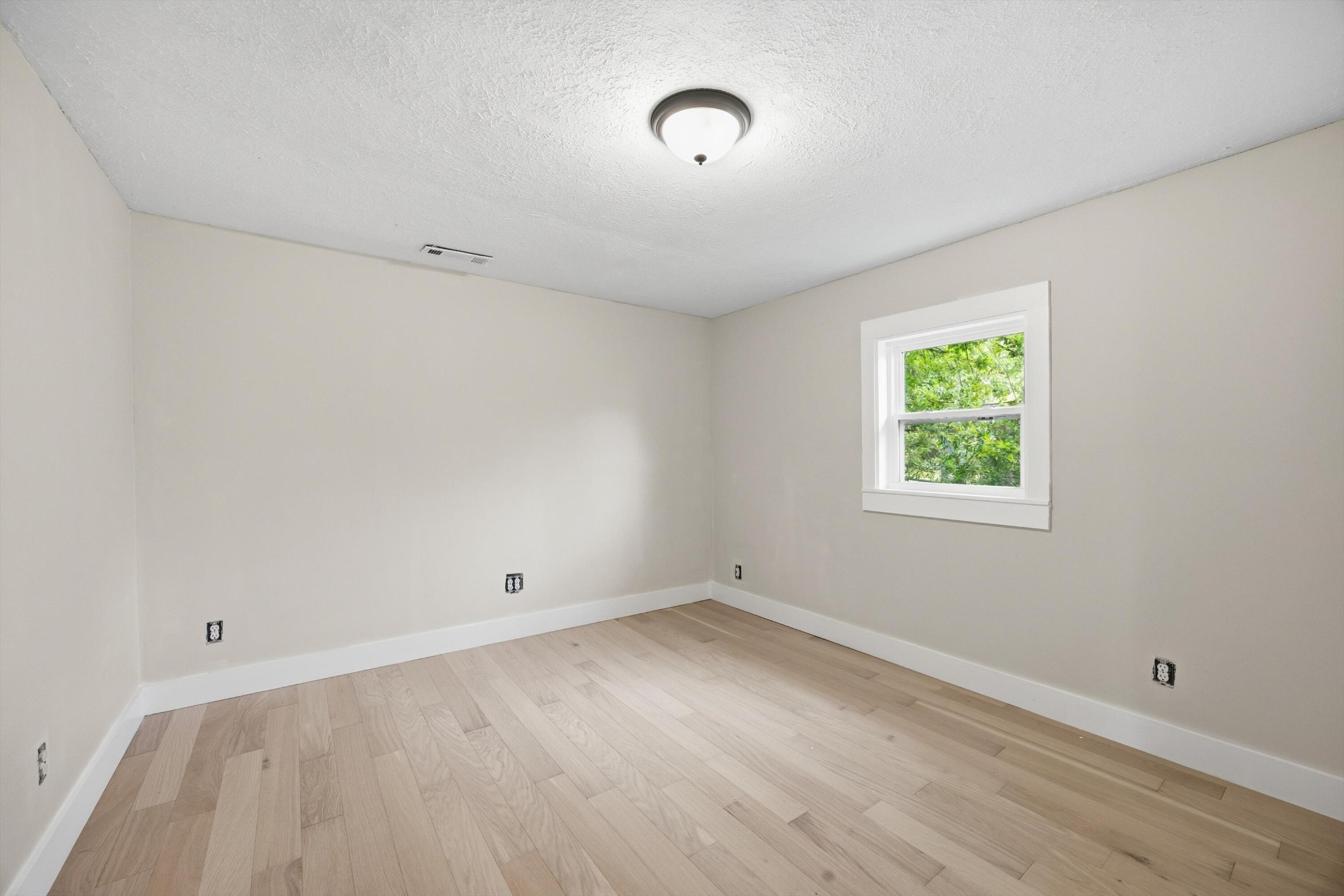 806 Indian Avenue Property Photo 18