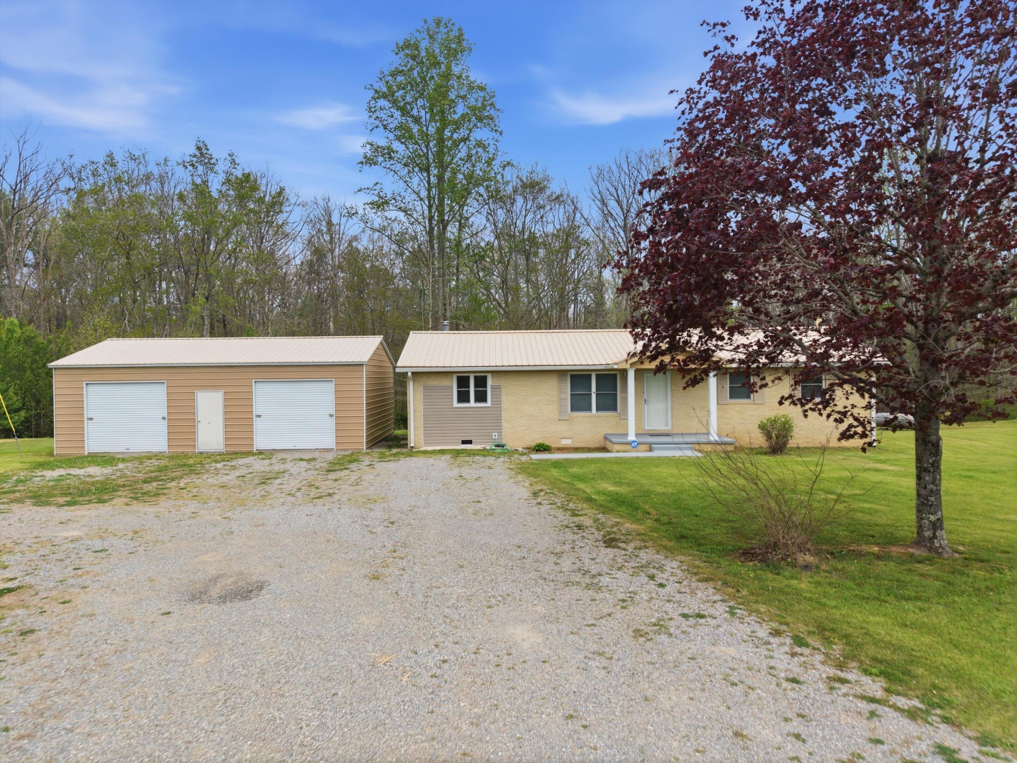 11328 Highway 150 Property Photo 1