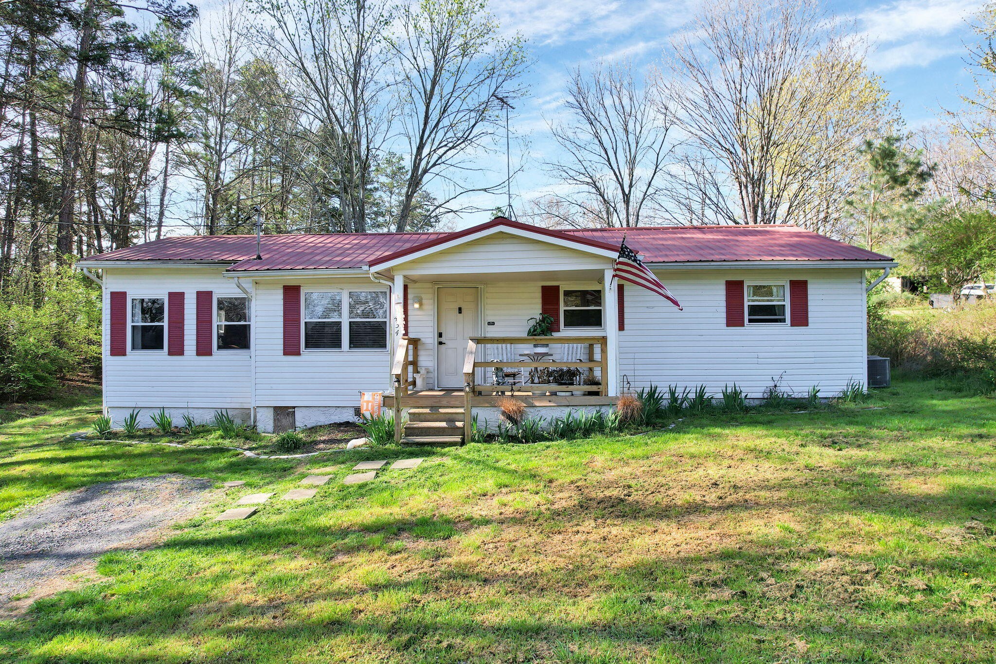 434 Climer Road, NE